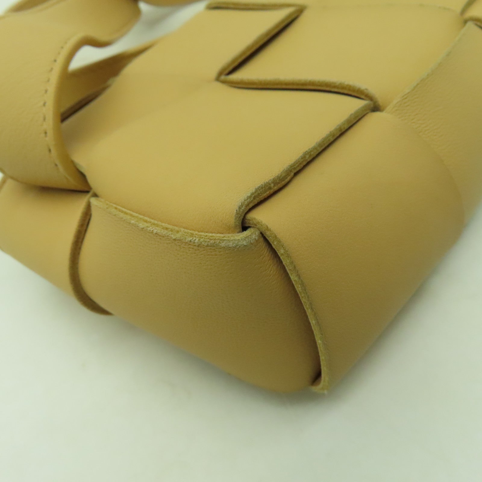 BOTTEGA VENETA 織紋皮革Waist Bag金扣腰包米色