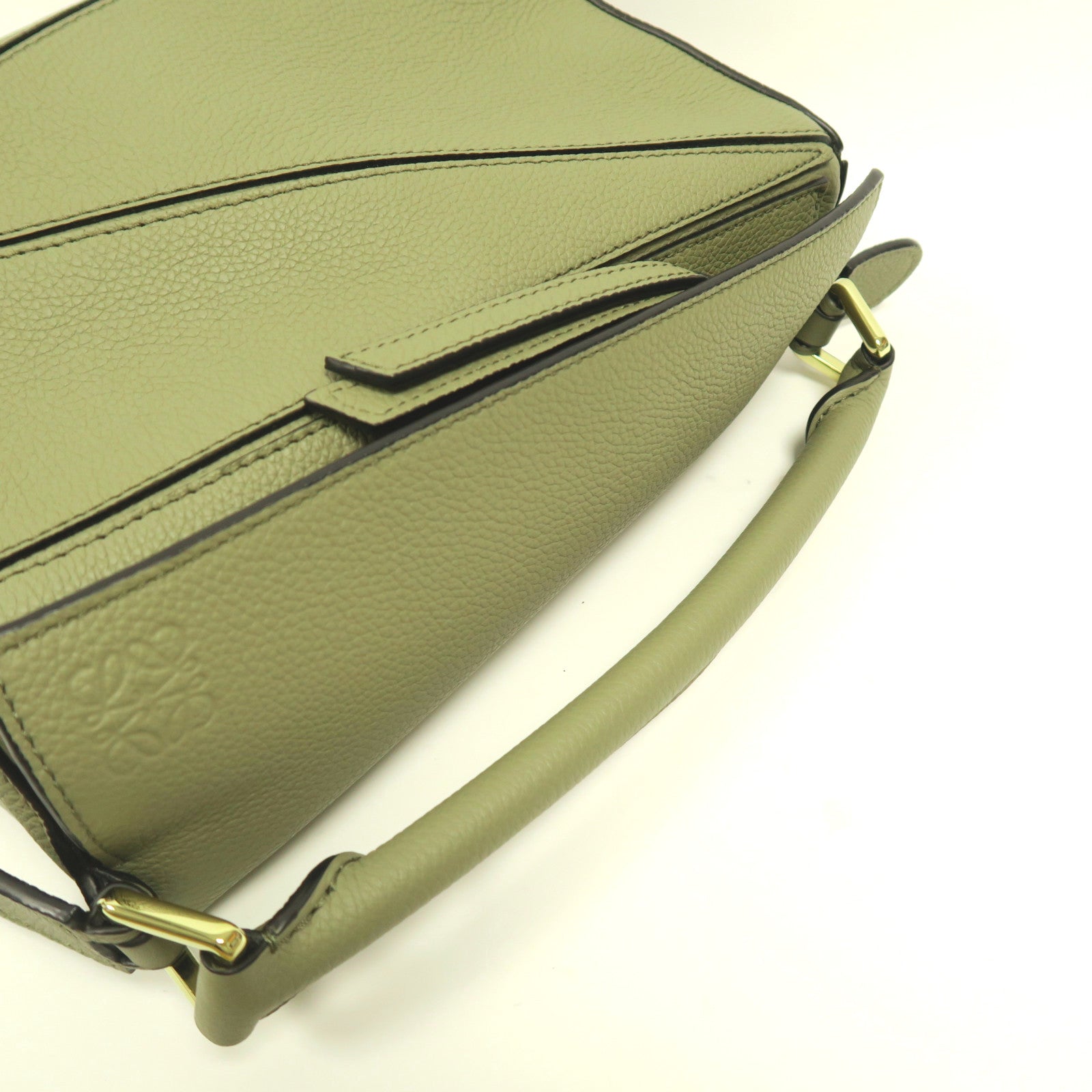 LOEWE 牛皮皮革Puzzle Small金扣手挽肩背兩用袋淺啡色