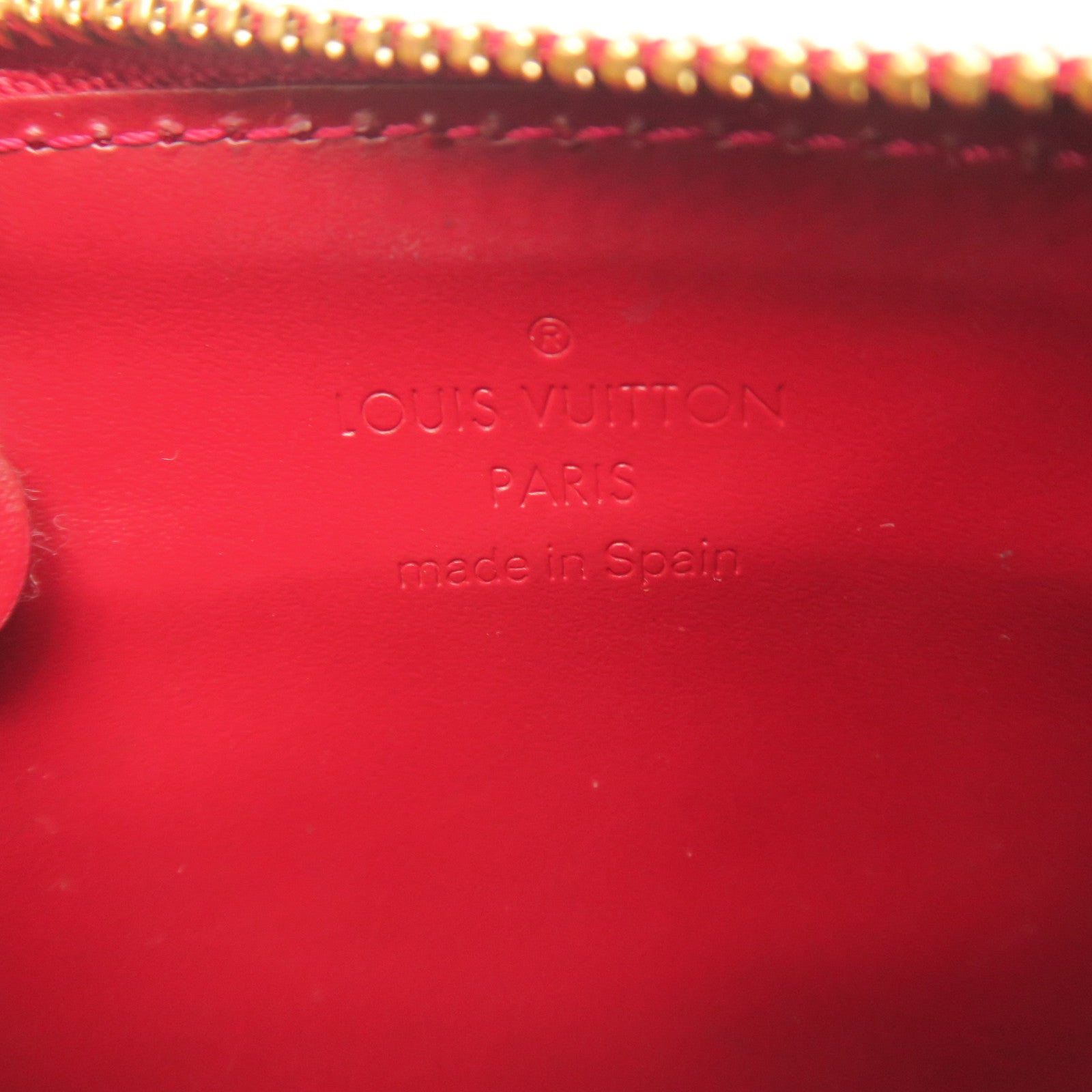 LOUIS VUITTON Monogram Vernis Pochette Cles Gold Buckle Key Bag Red