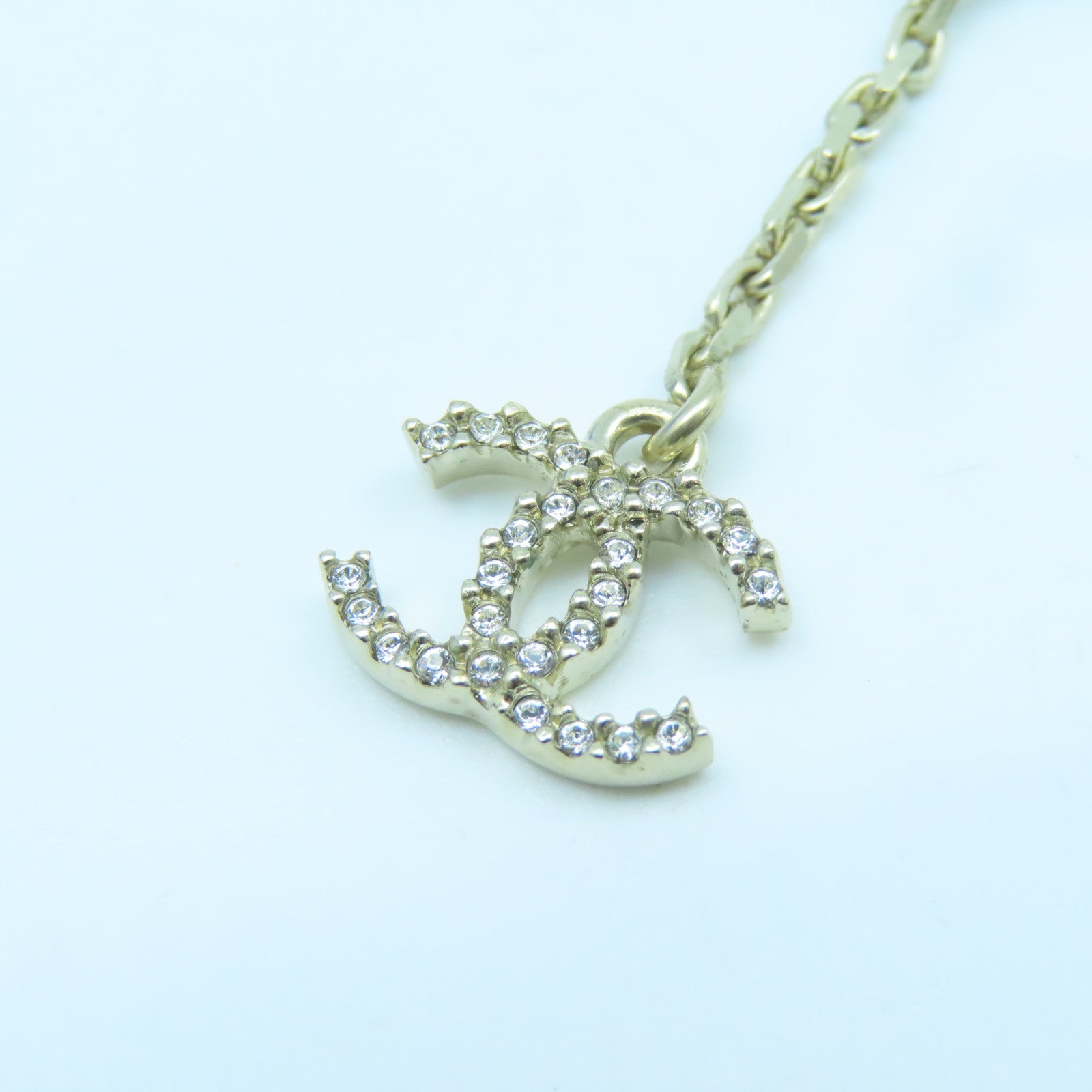CHANEL Metal Logo No.5 Star Necklace Gold