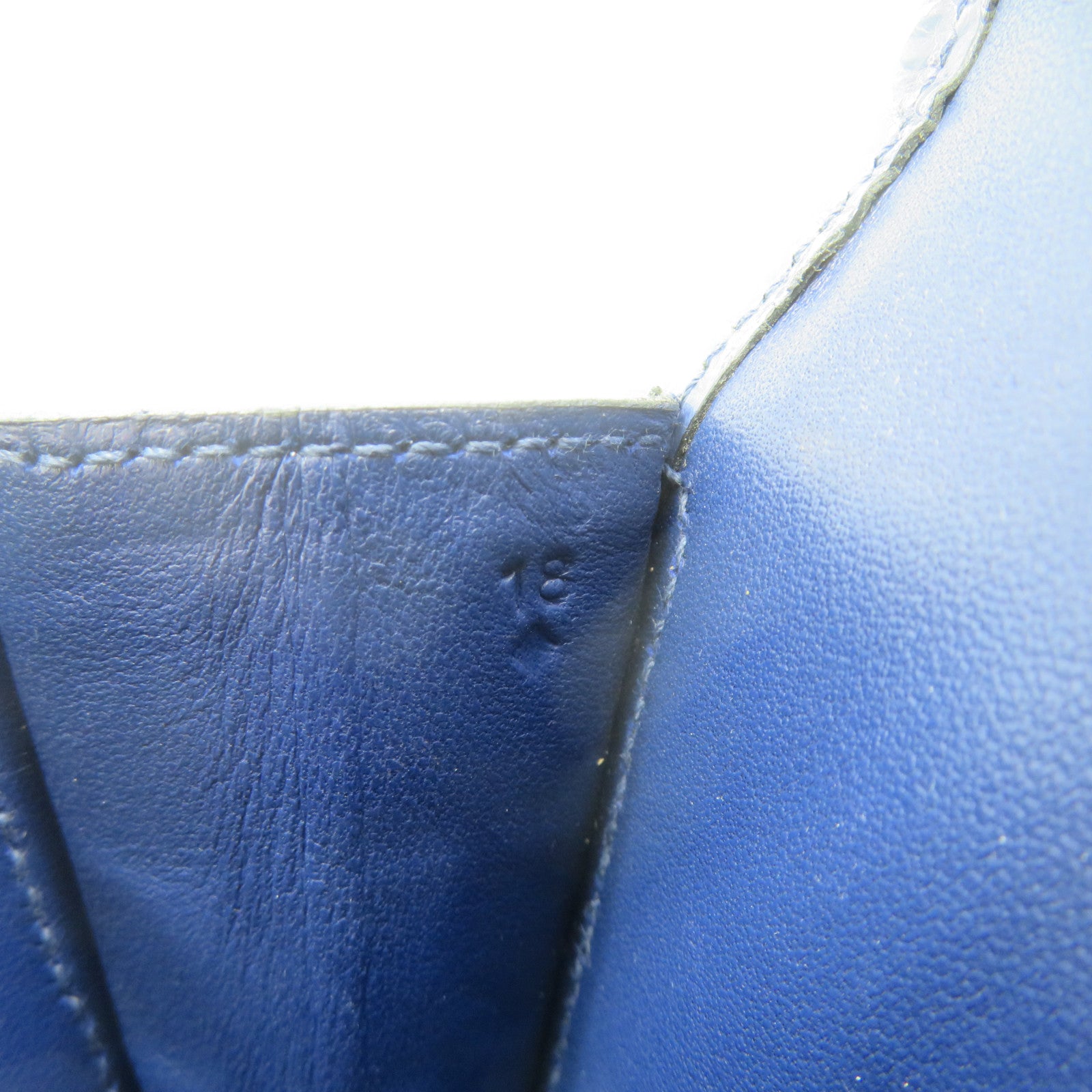 HERMES [Sharp Discount] Croco Niloticus Mat Leather Jije Clutch Blue/Bleu Abysse