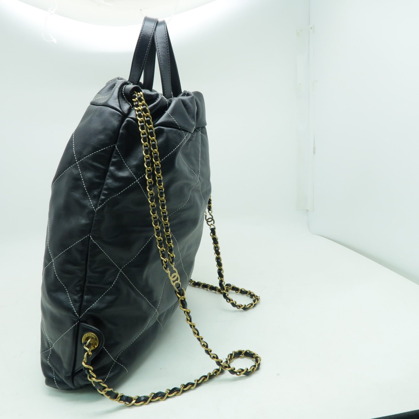 CHANEL 菱格牛皮皮革Chanel 22金扣背包黒色