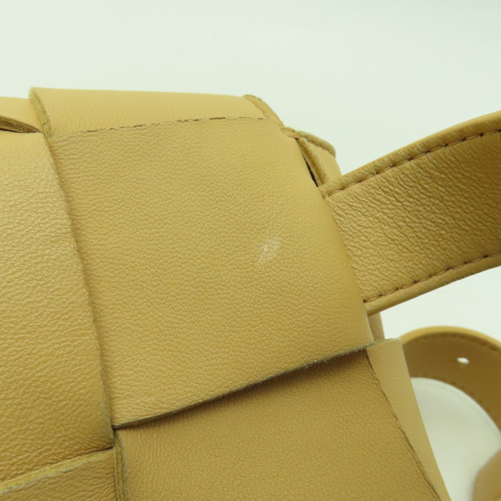 BOTTEGA VENETA 織紋皮革Waist Bag金扣腰包米色
