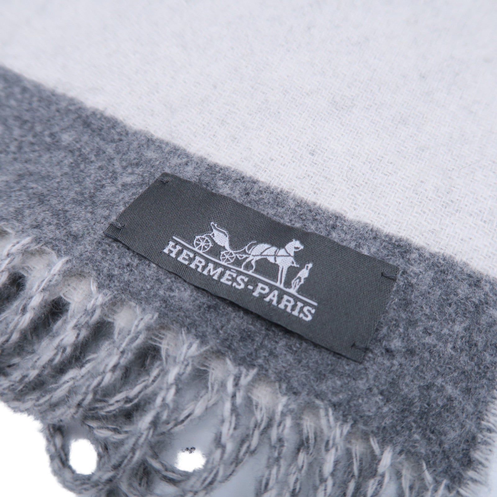 HERMES 羊絨Scarf圍巾灰色