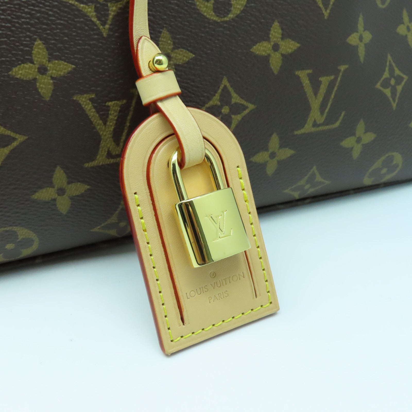 LOUIS VUITTON Monogram Grand Palais MM金扣肩背袋啡色