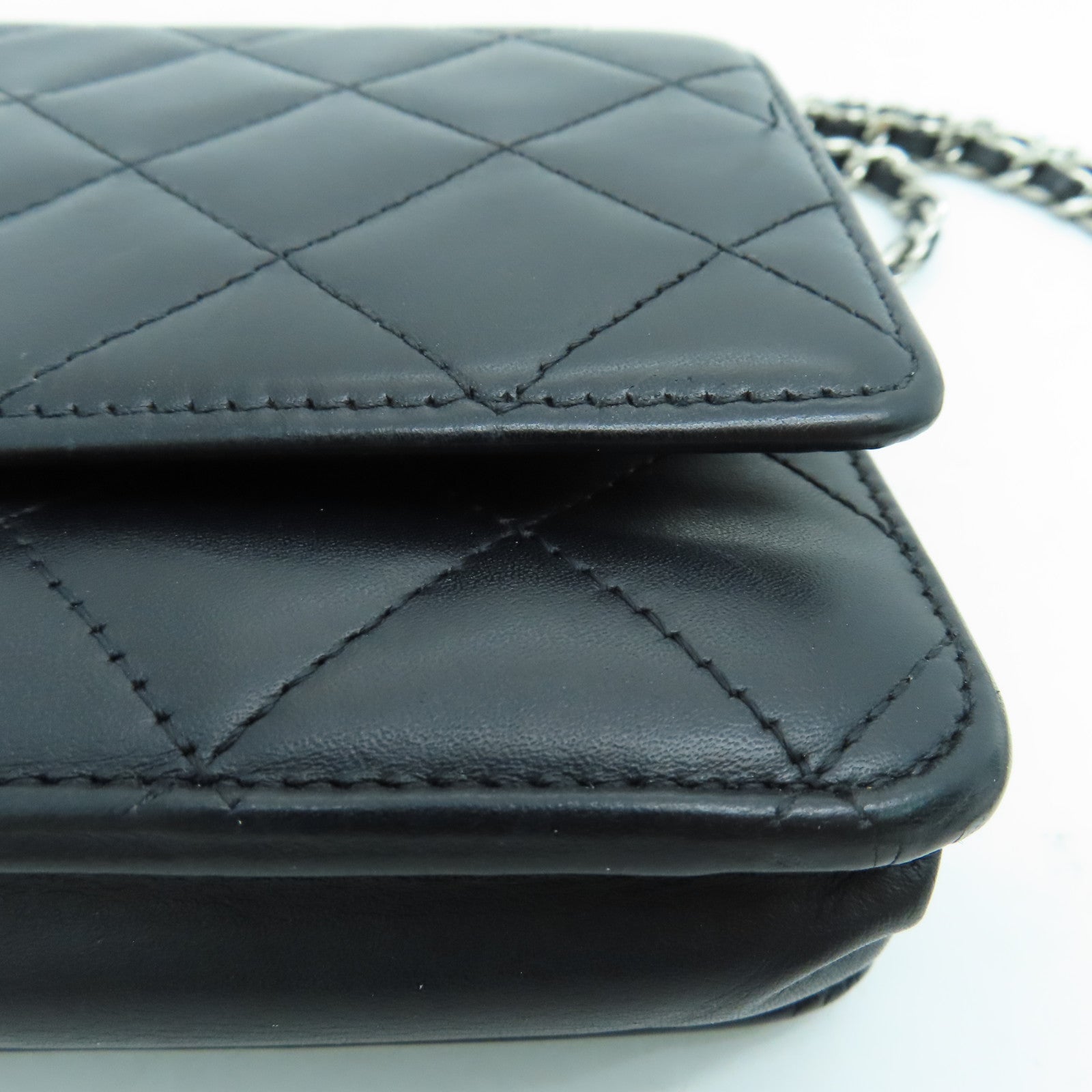 CHANEL rhombic cowhide leather Cambon Wallet On Chain chain shoulder bag silver buckle black