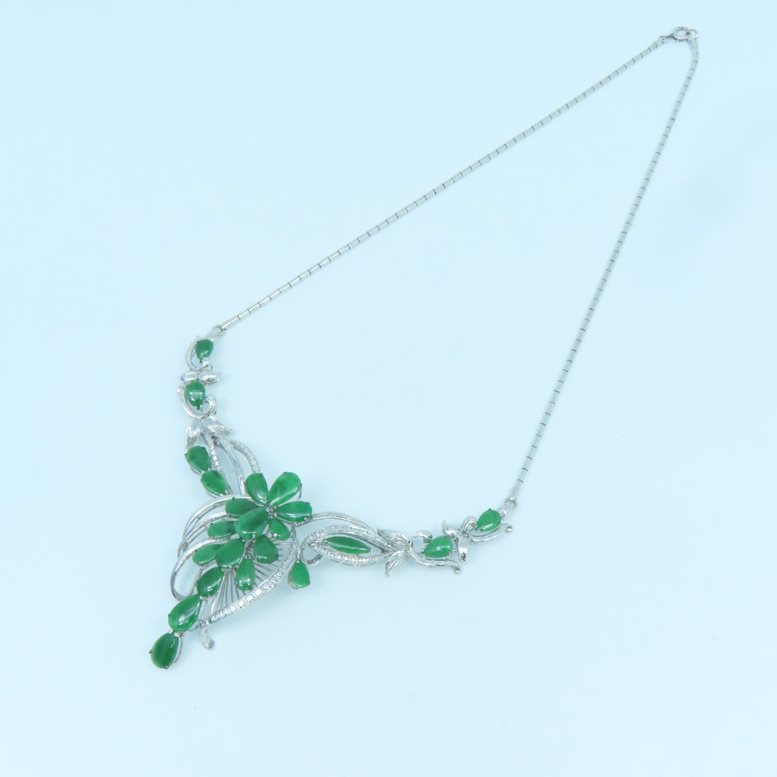 JEWELRY 18K White Gold Jade Necklace Green/Silver
