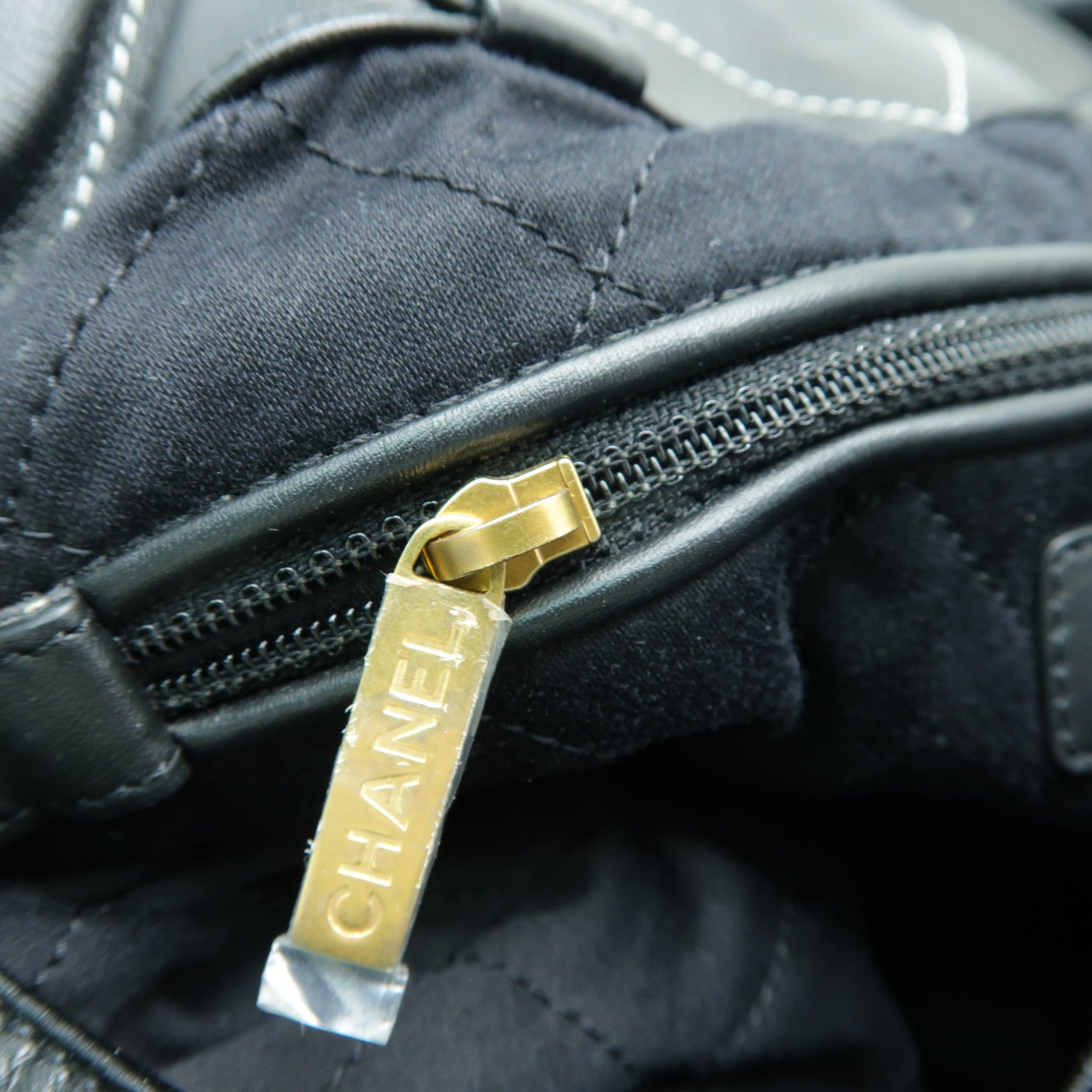 CHANEL 菱格牛皮皮革Chanel 22金扣背包黒色