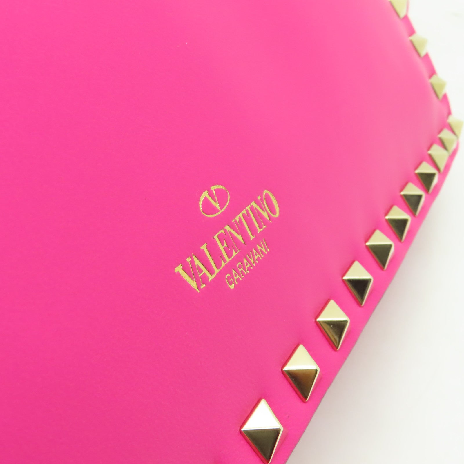 Valentino 牛皮皮革Clutch金扣手拿包粉紅色