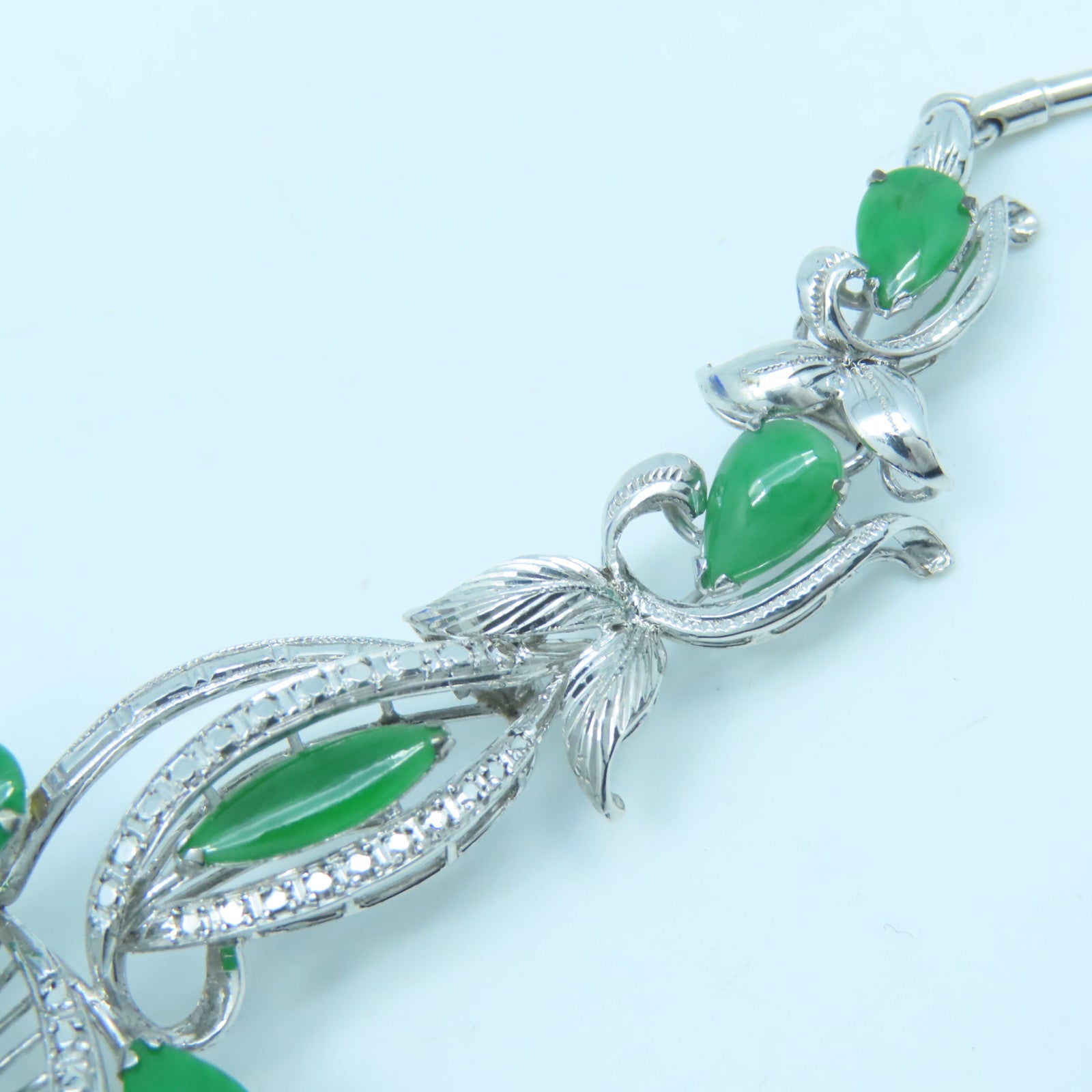 JEWELRY 18K White Gold Jade Necklace Green/Silver