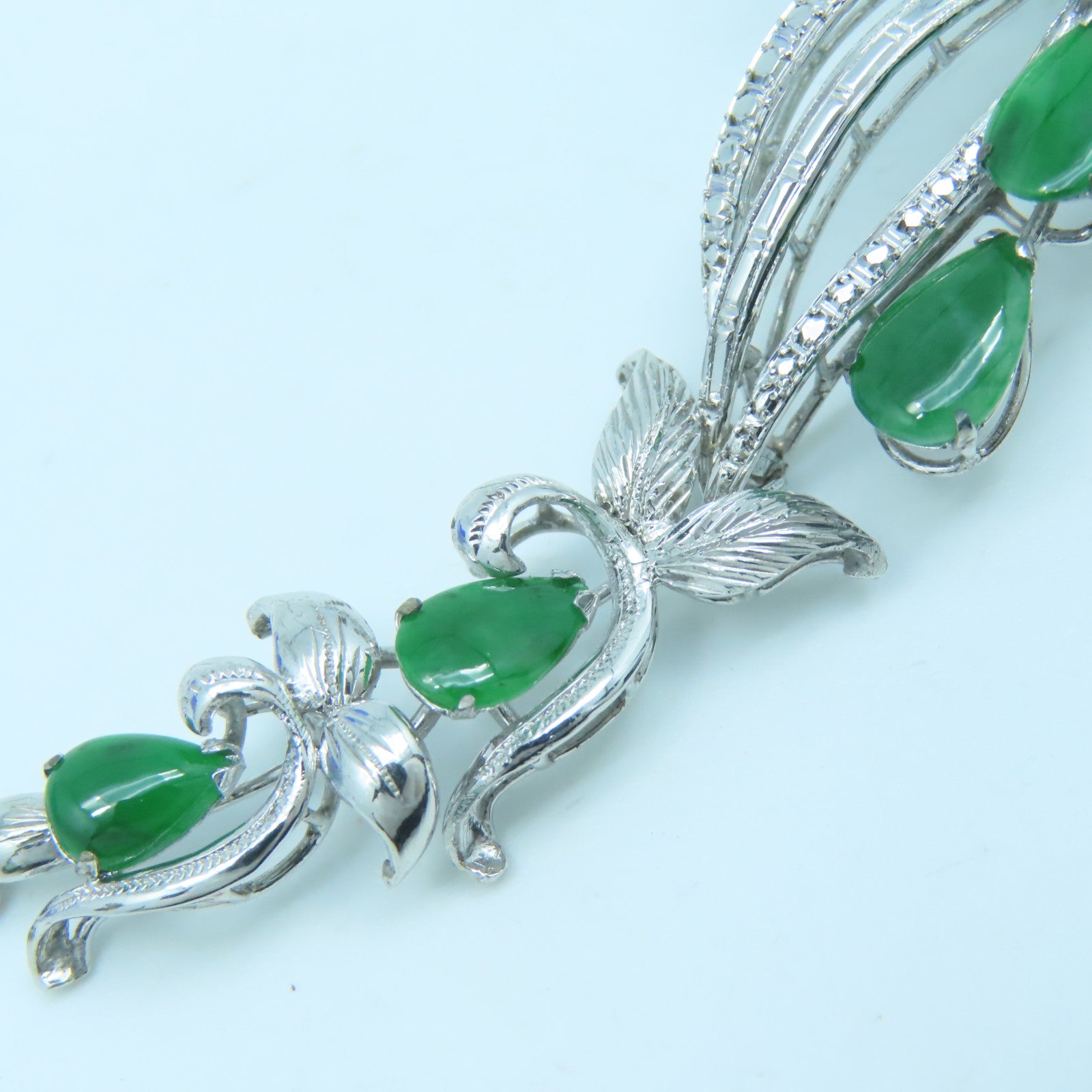 JEWELRY 18K White Gold Jade Necklace Green/Silver