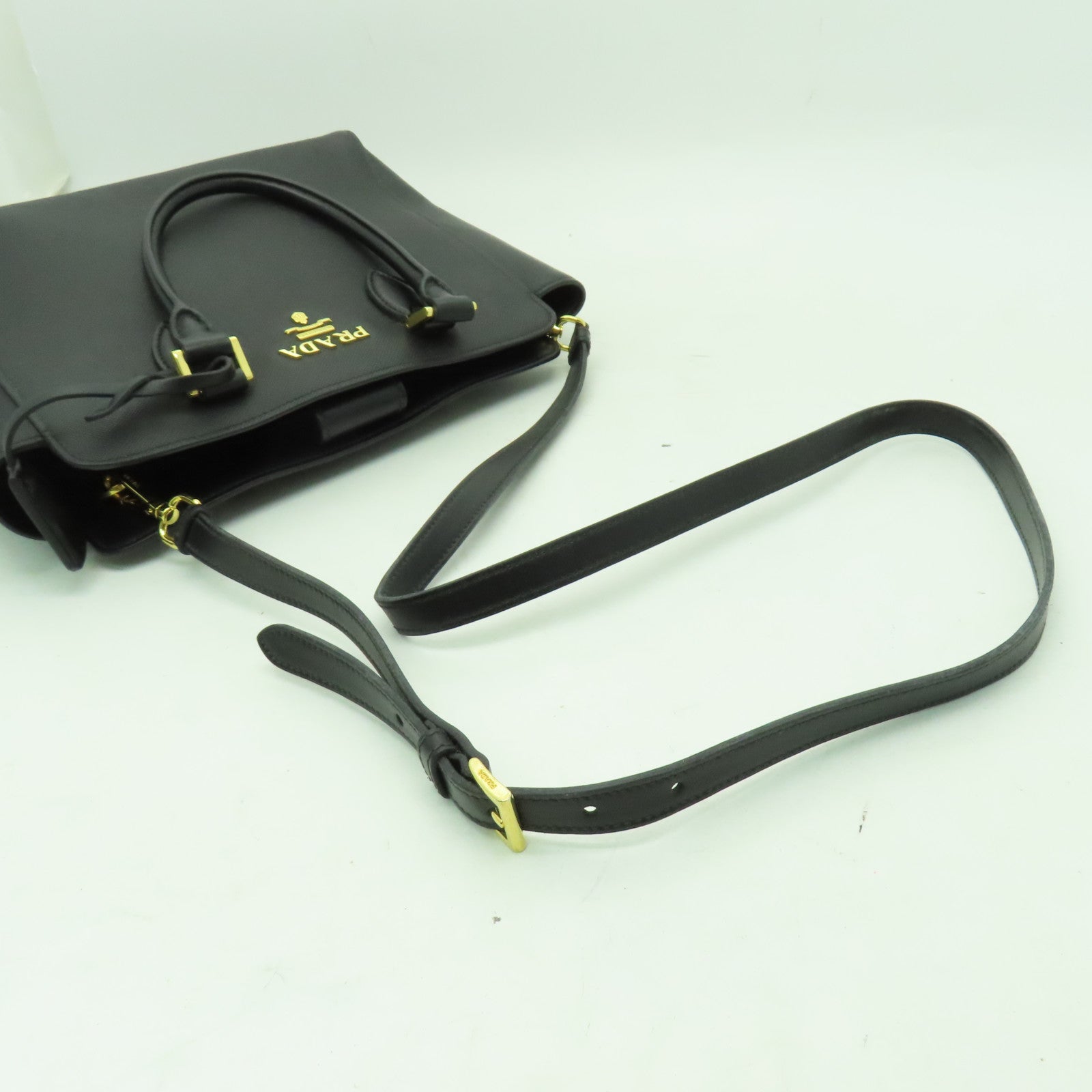 PRADA 牛皮皮革2 Way Shoulder金扣手挽肩背兩用袋黑色