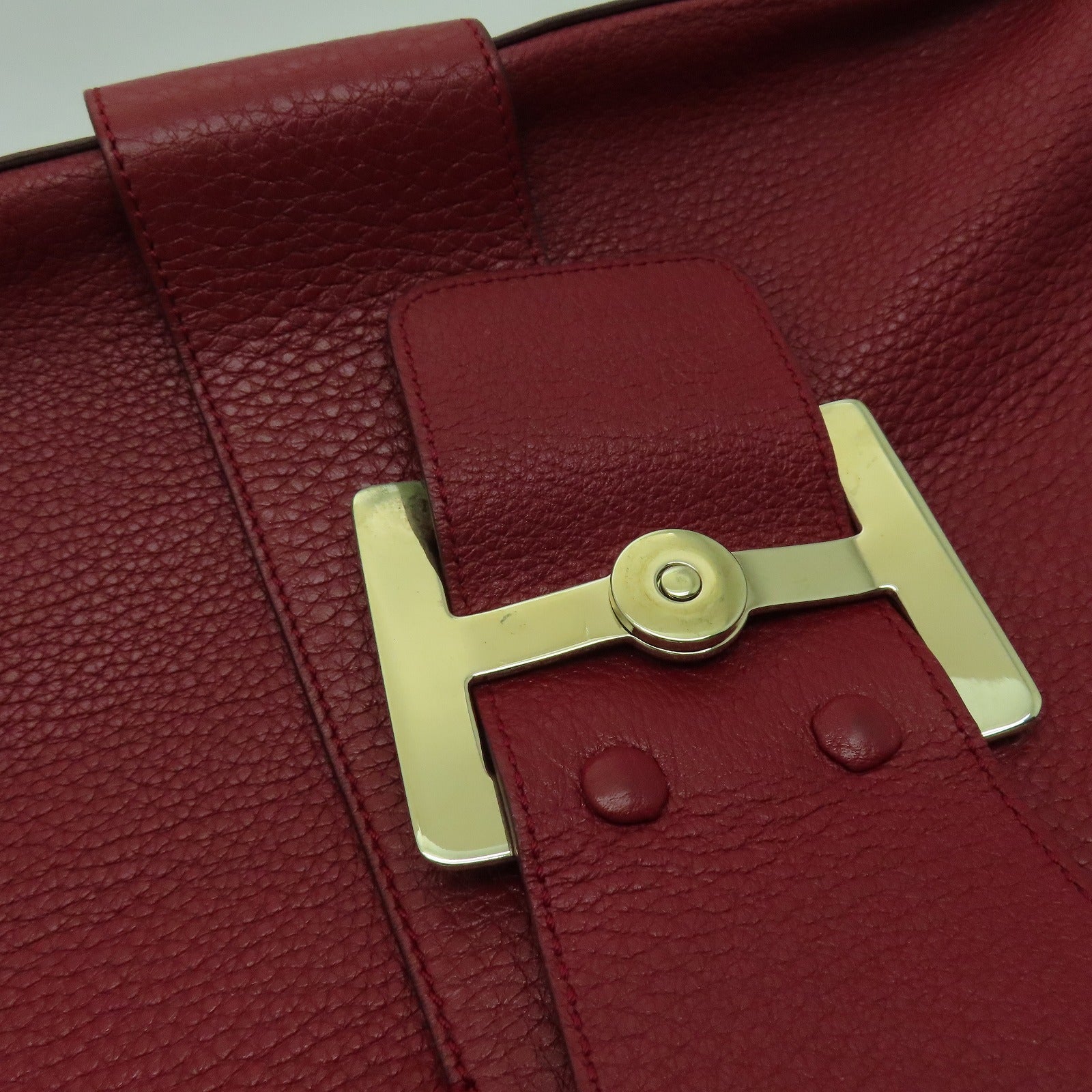 Roger Vivier 牛皮皮革Roger Vivier金扣肩背袋紅色