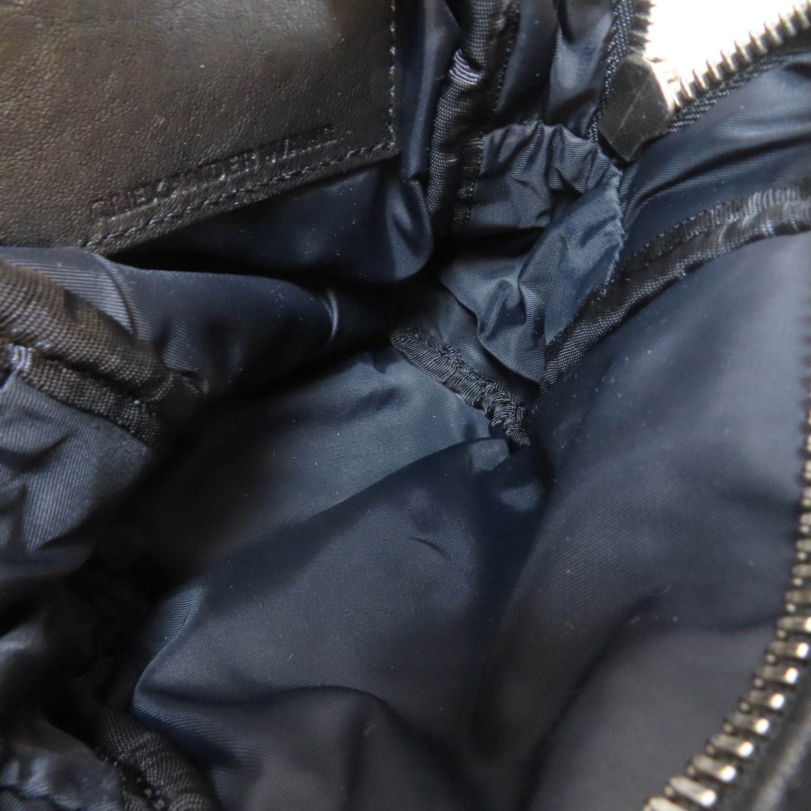 Alexander Wang 羊皮皮革Shoulder Bag銀扣肩背袋黑色