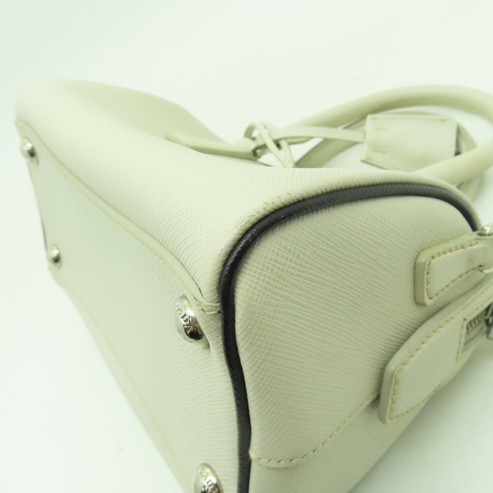 PRADA 牛皮皮革2 Way Shoulder銀扣手挽肩背兩用袋白色
