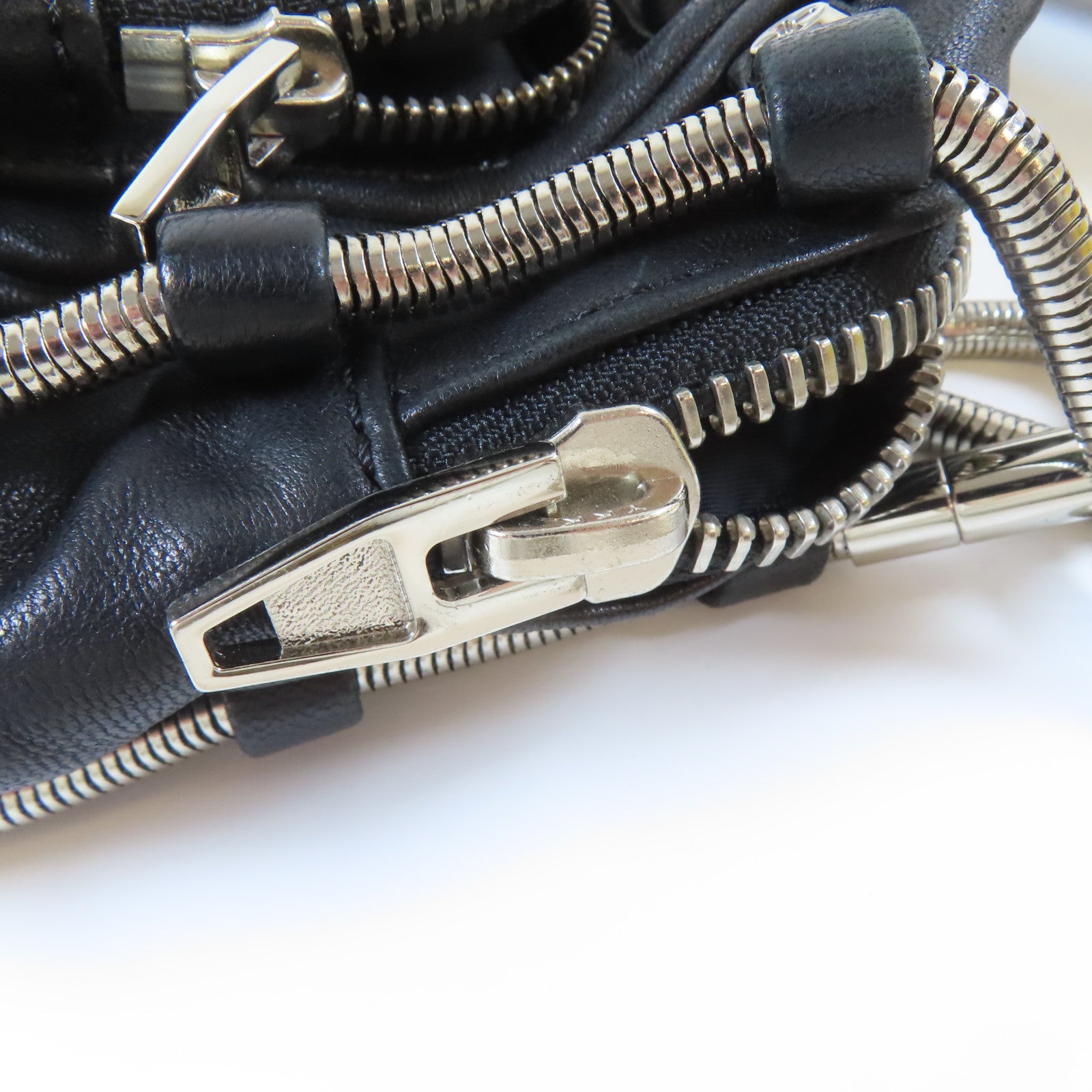 Alexander Wang 羊皮皮革Shoulder Bag銀扣肩背袋黑色