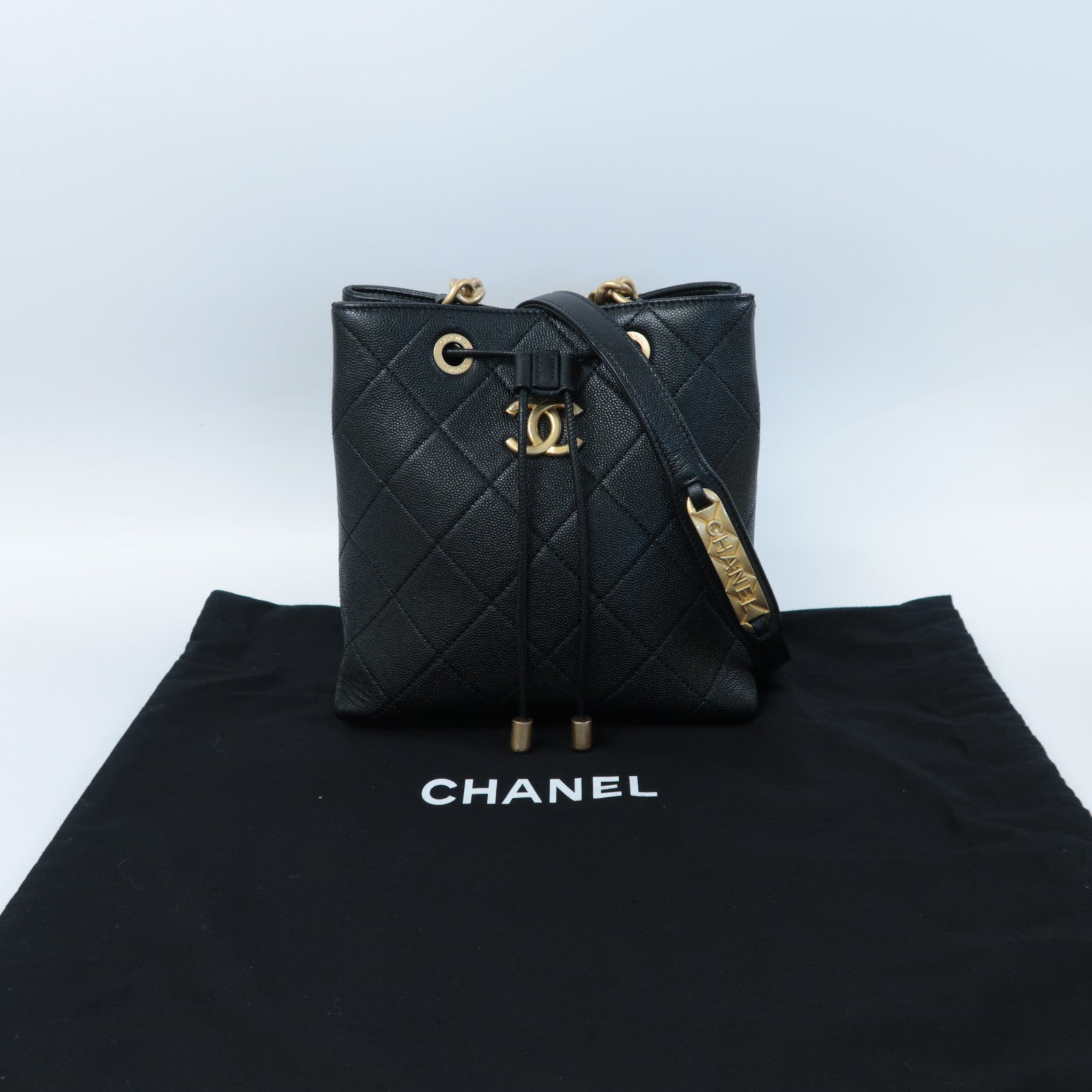 CHANEL 菱格牛皮皮革Chain Shoulder金扣鏈帶肩背袋黑色