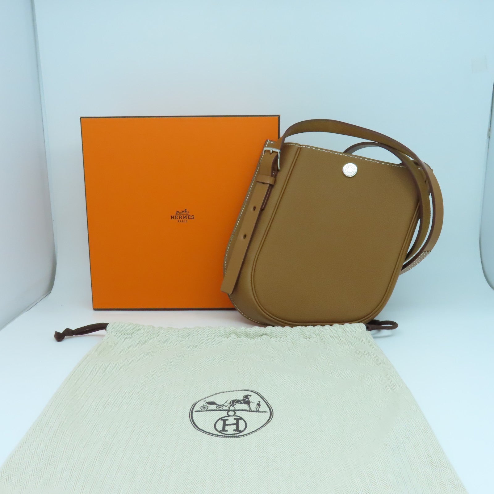 HERMES Togo皮革/Vache皮革Cavaliere 21銀扣肩背袋經典駝色