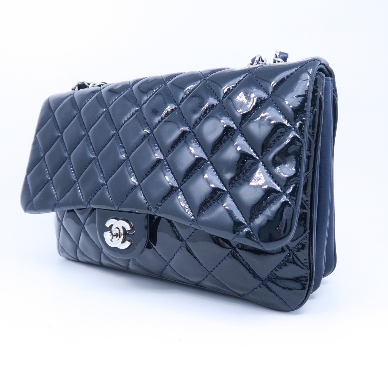 CHANEL 【激減優惠】菱格漆皮皮革Chain Shoulder銀扣鏈帶肩背袋藍色