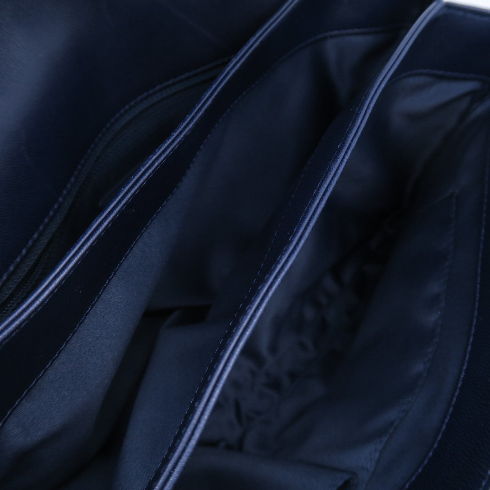 CHANEL 【激減優惠】菱格漆皮皮革Chain Shoulder銀扣鏈帶肩背袋藍色