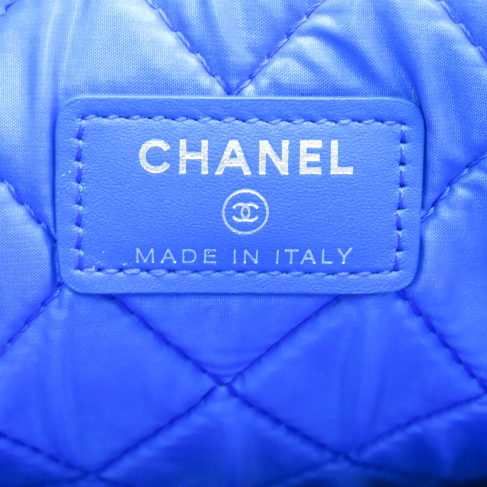 CHANEL 【激減優惠】牛皮皮革Pouch銀扣手拿包藍色