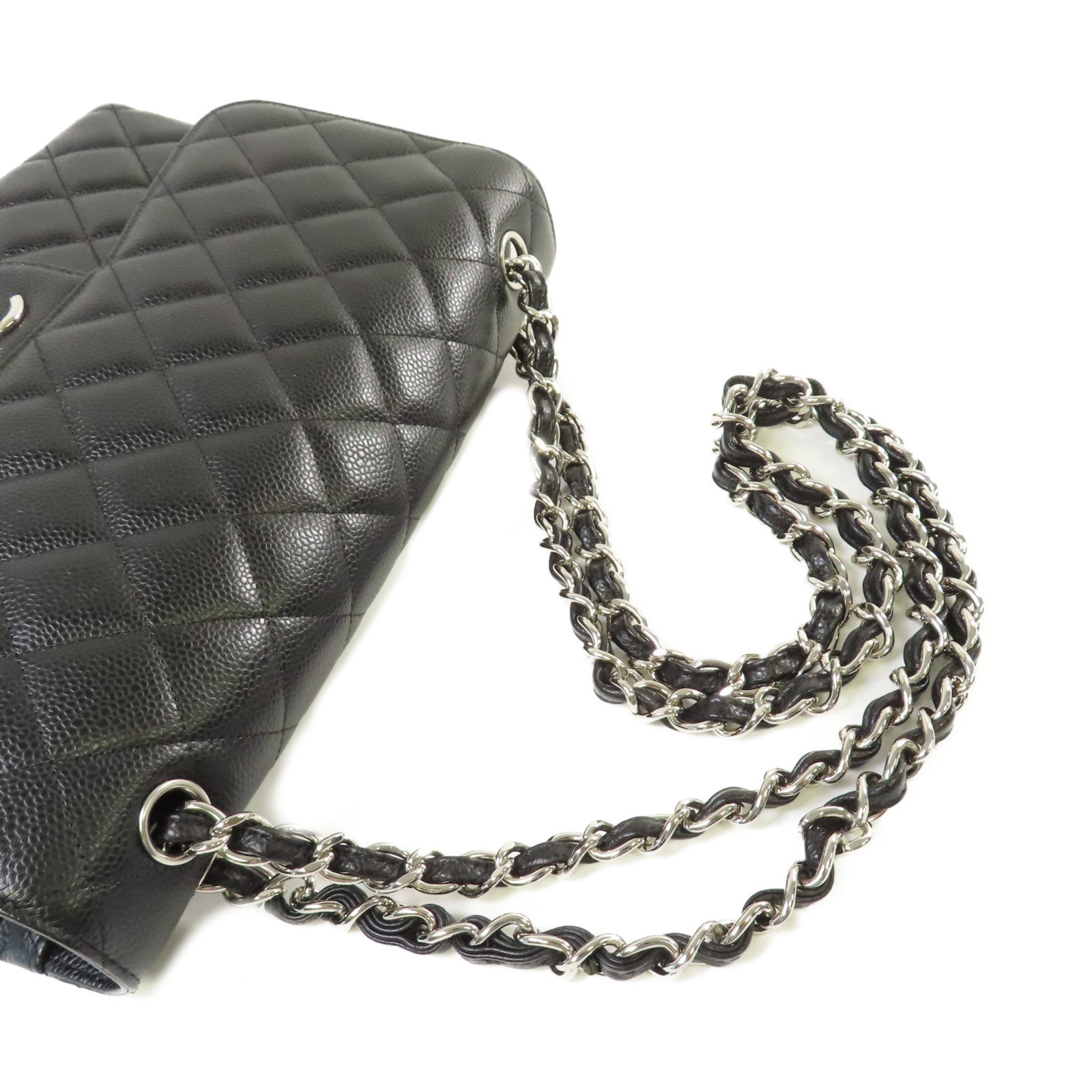 CHANEL 菱格Caviar皮革Jumbo Classic Flap Bag銀扣鏈帶肩背袋黑色