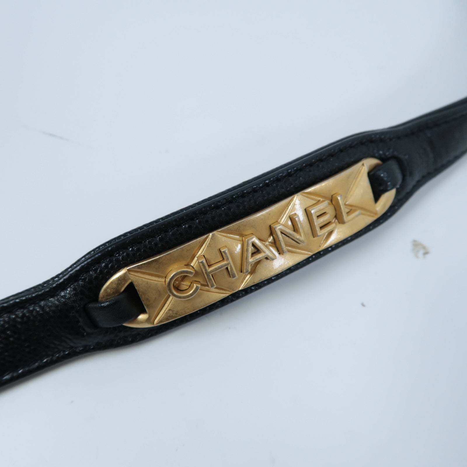 CHANEL 菱格牛皮皮革Chain Shoulder金扣鏈帶肩背袋黑色