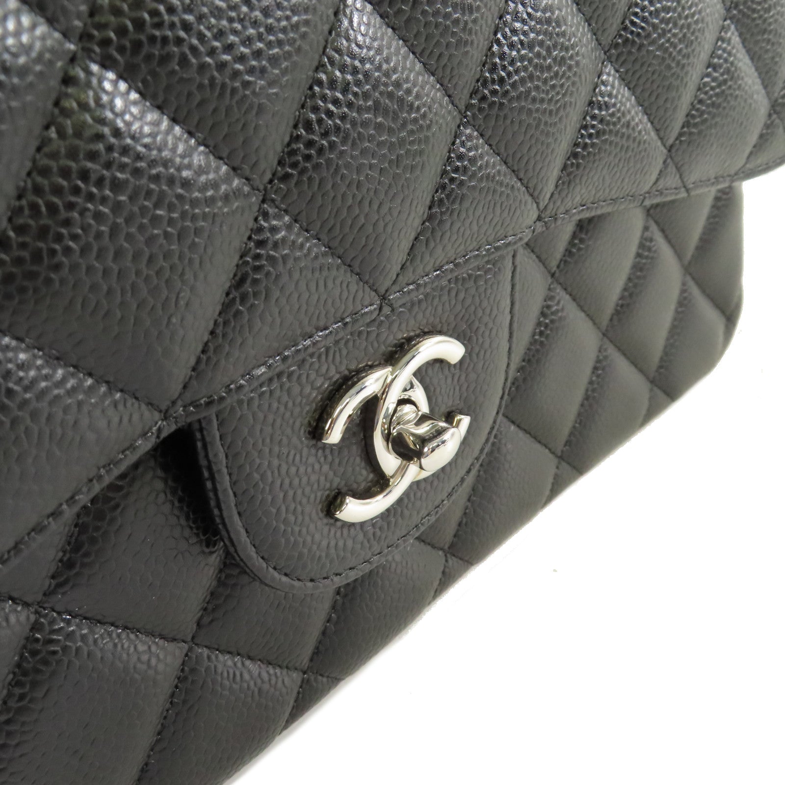 CHANEL 菱格Caviar皮革Jumbo Classic Flap Bag銀扣鏈帶肩背袋黑色