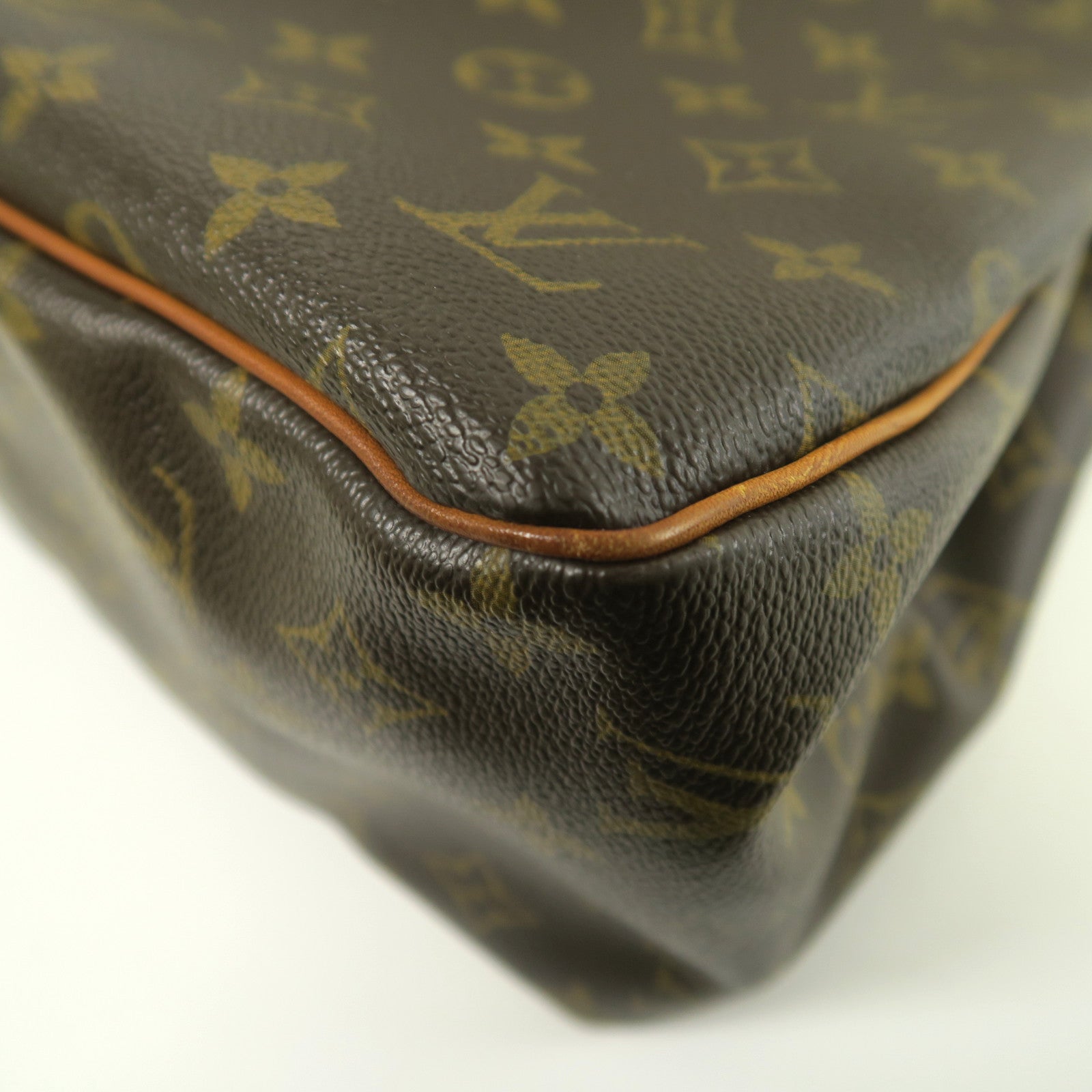 LOUIS VUITTON Monogram Batignolles Vertical金扣手挽袋啡色