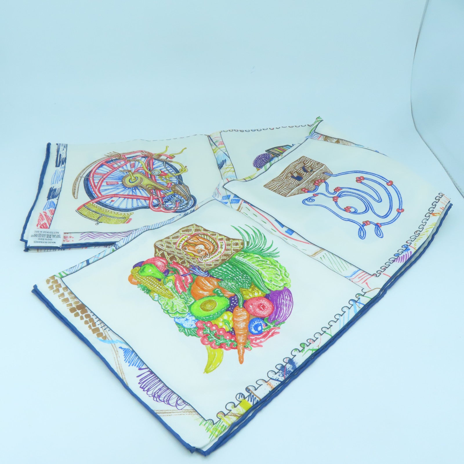 HERMES Silk 90X90 Scarf White/Blue