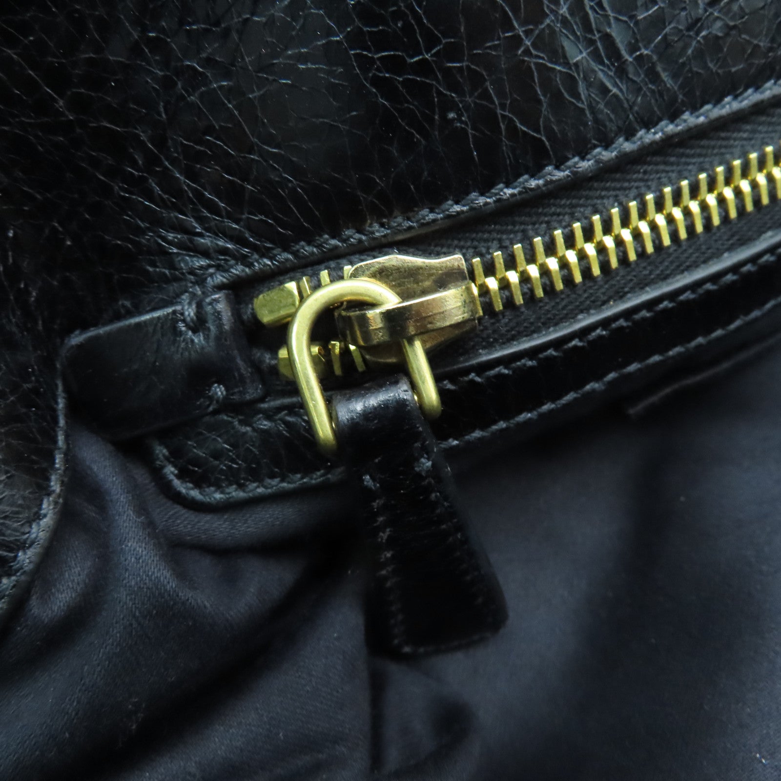 Miu Miu cowhide leather 2 Way Shoulder gold buckle handle shoulder bag black