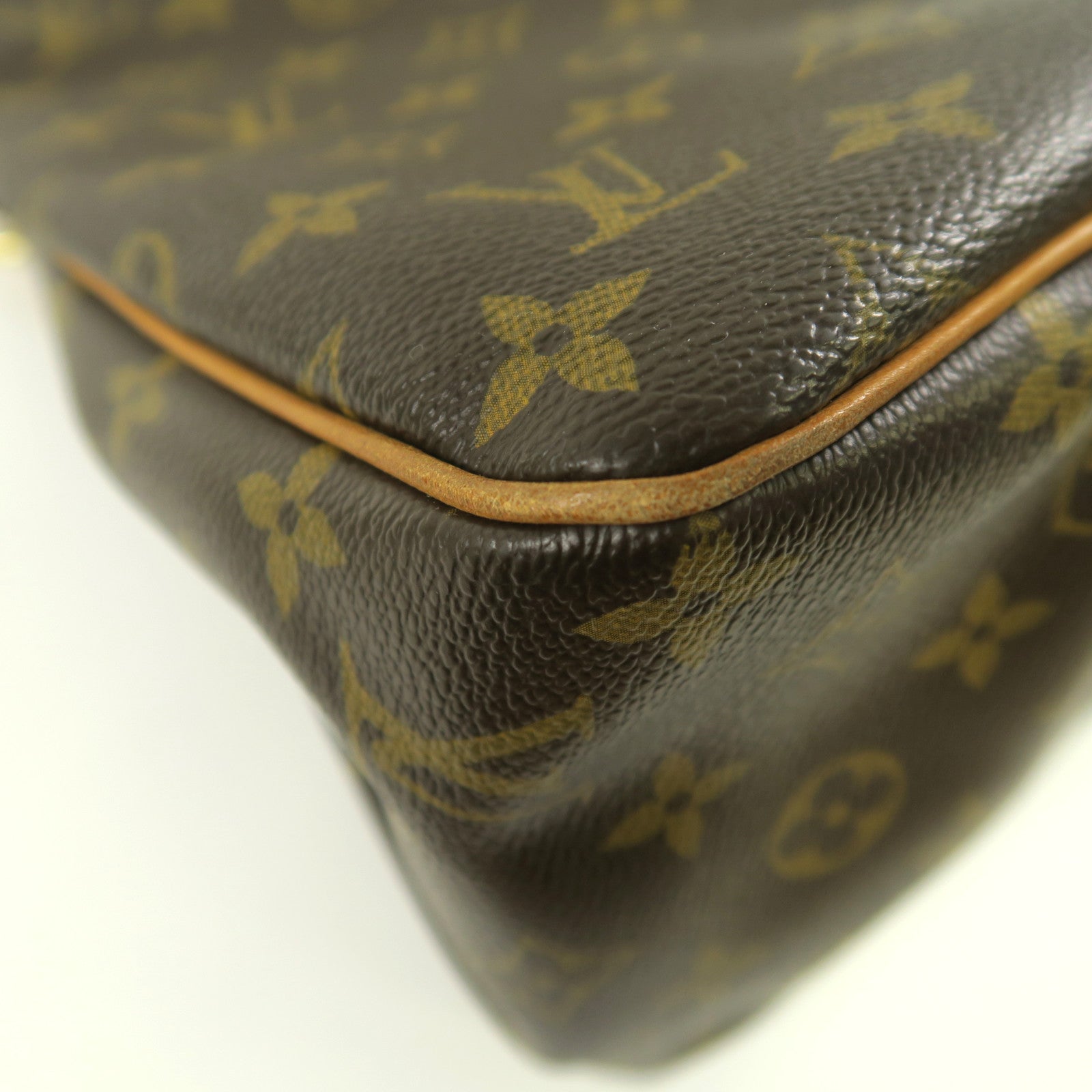 LOUIS VUITTON Monogram Batignolles Vertical金扣手挽袋啡色
