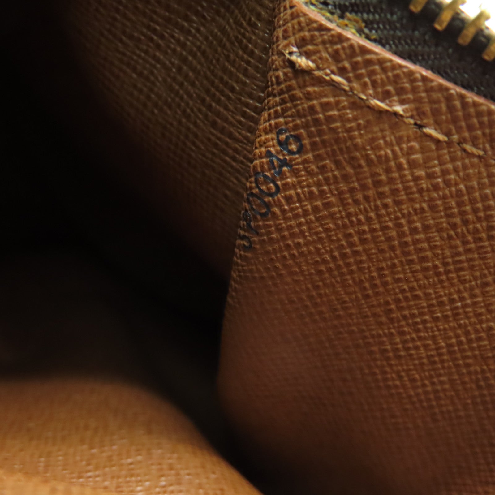 LOUIS VUITTON Monogram Papillon GM金扣肩背袋棕色
