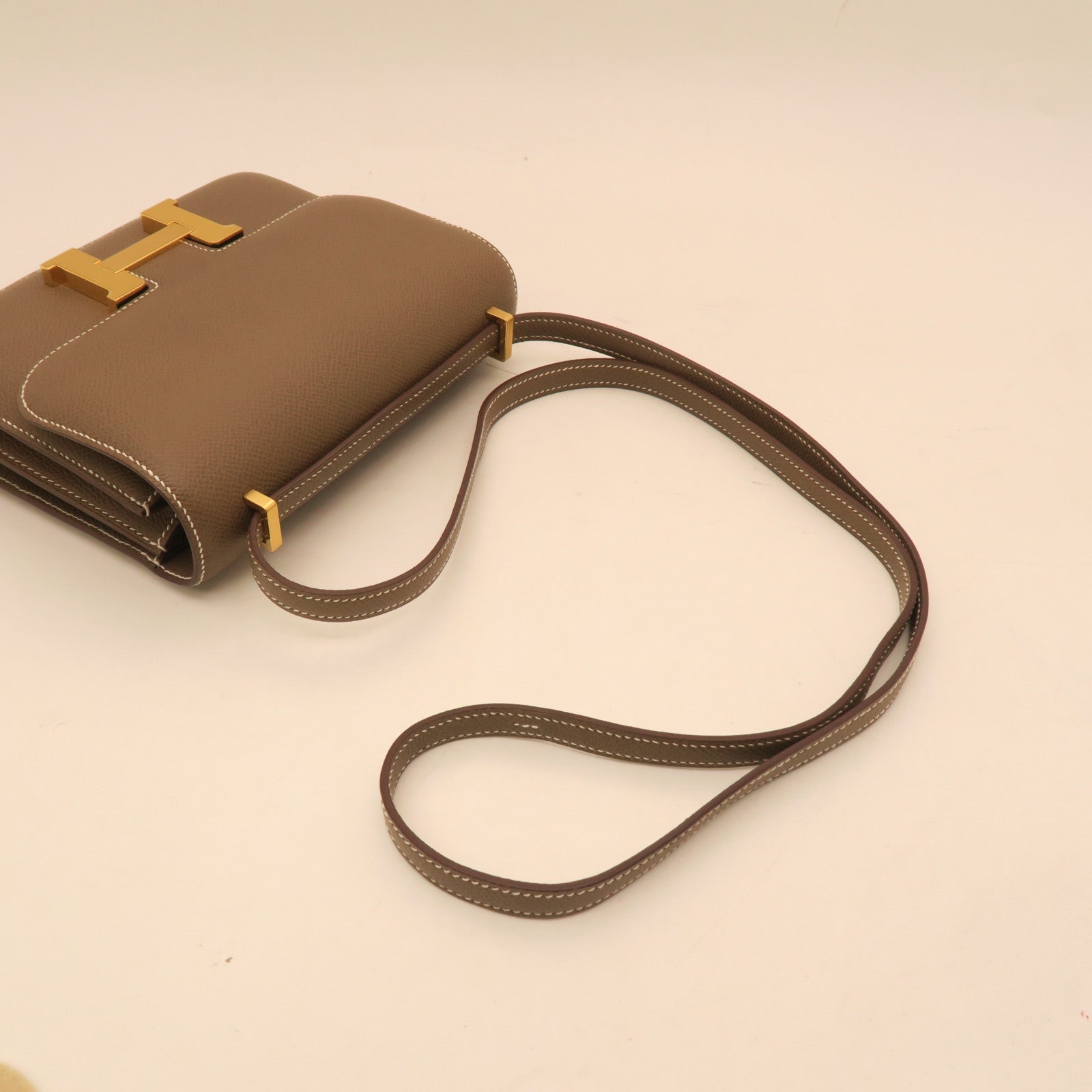 HERMES Veau Epsom Leather Constance Mini Gold Buckle Shoulder Bag Elephant Gray