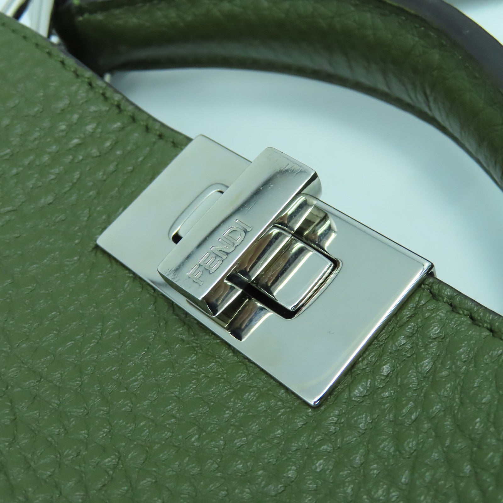 FENDI 牛皮皮革Peekaboo銀扣手挽肩背兩用袋綠色
