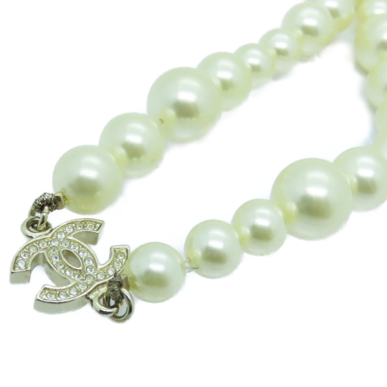 CHANEL 仿珍珠/金屬Necklace金扣項鍊白色/金色