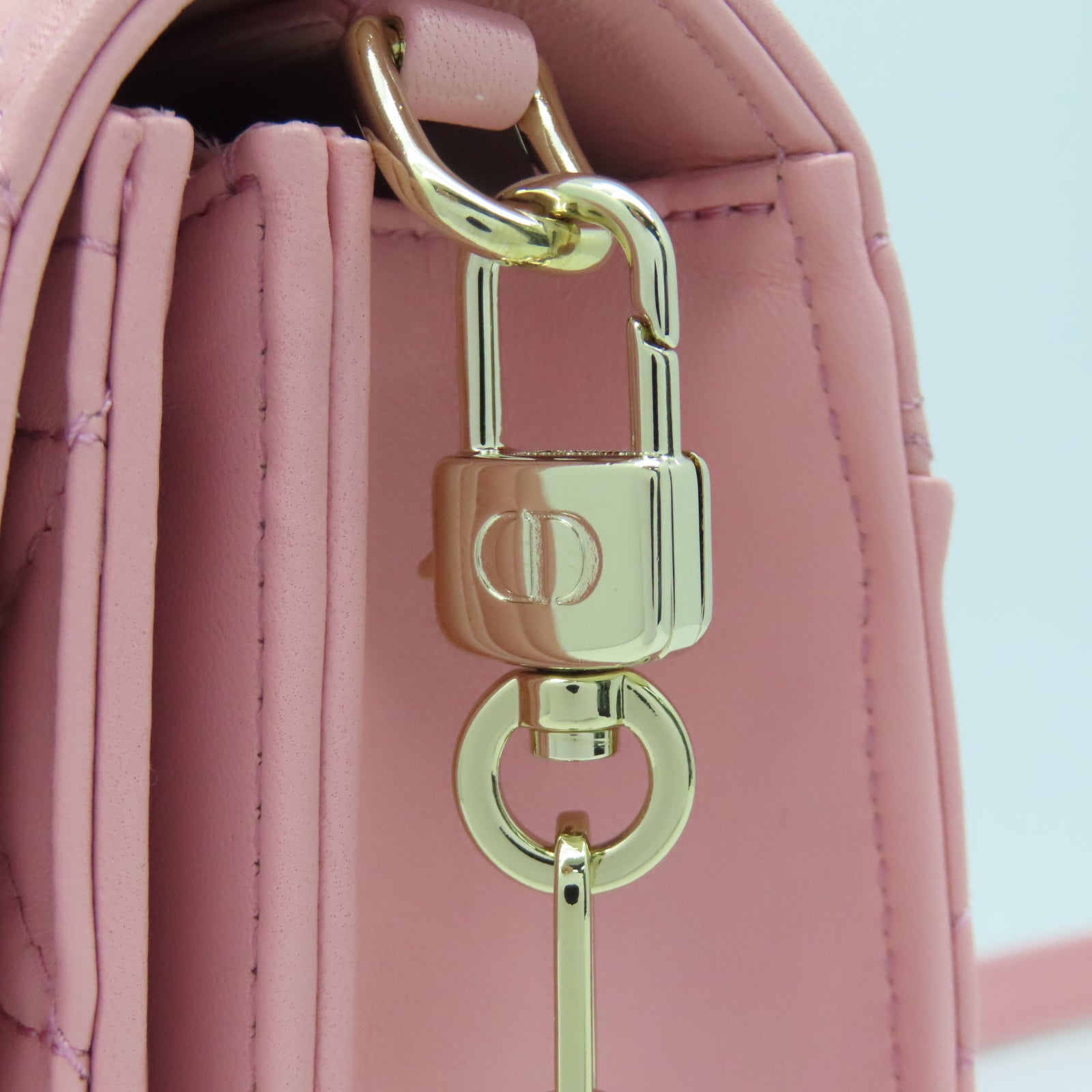 Dior 羊皮皮革Miss Dior金扣鏈帶手挽肩背兩用袋粉紅色