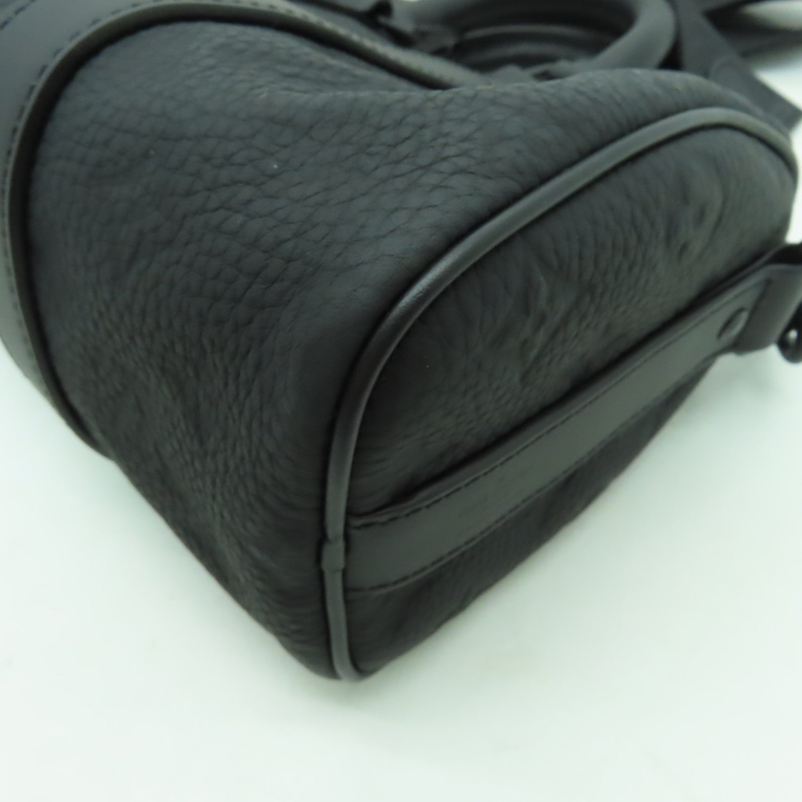 LOUIS VUITTON Taurillon Monogram Keepall Bandouliere 25手挽肩背兩用袋黑色