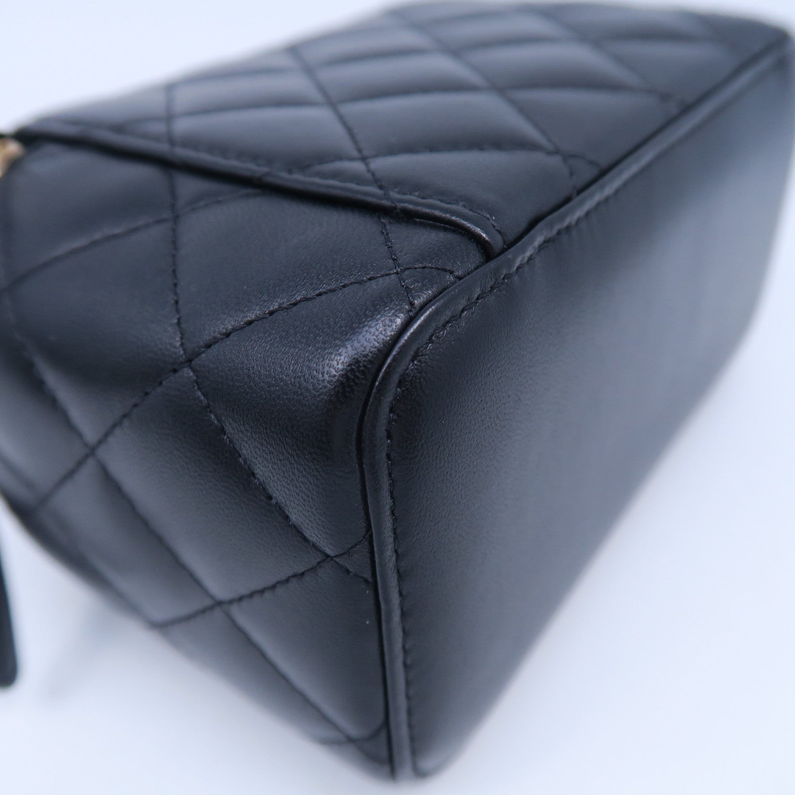 CHANEL 菱格羊皮皮革Chain Shoulder銀扣鏈帶手挽肩背兩用袋黑色