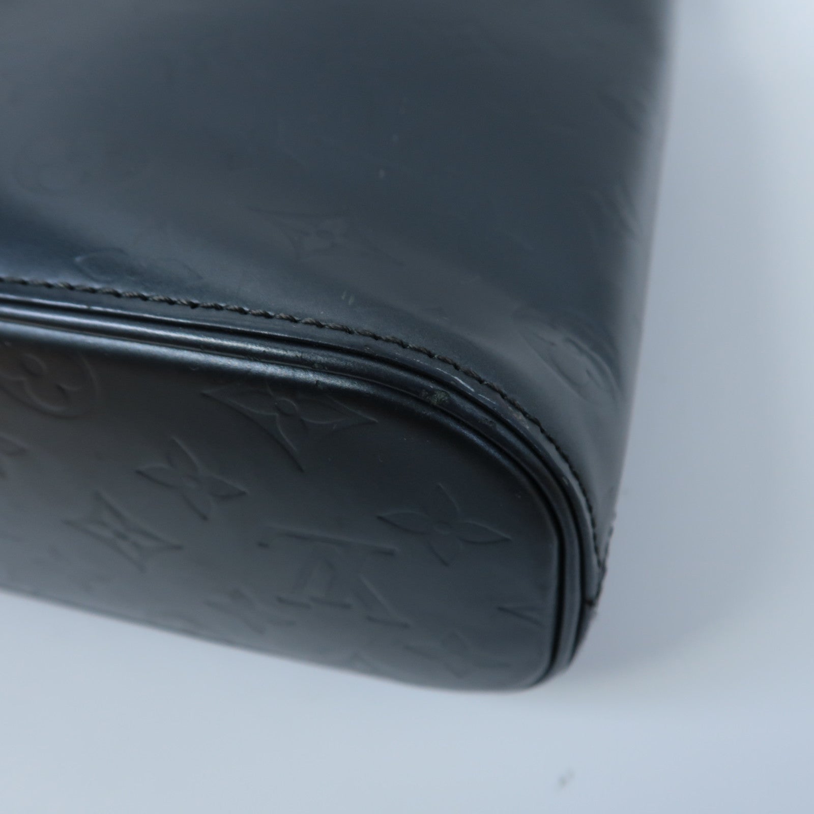 LOUIS VUITTON Monogram Mat Satter Shoulder Bag銀扣肩背袋銀灰色
