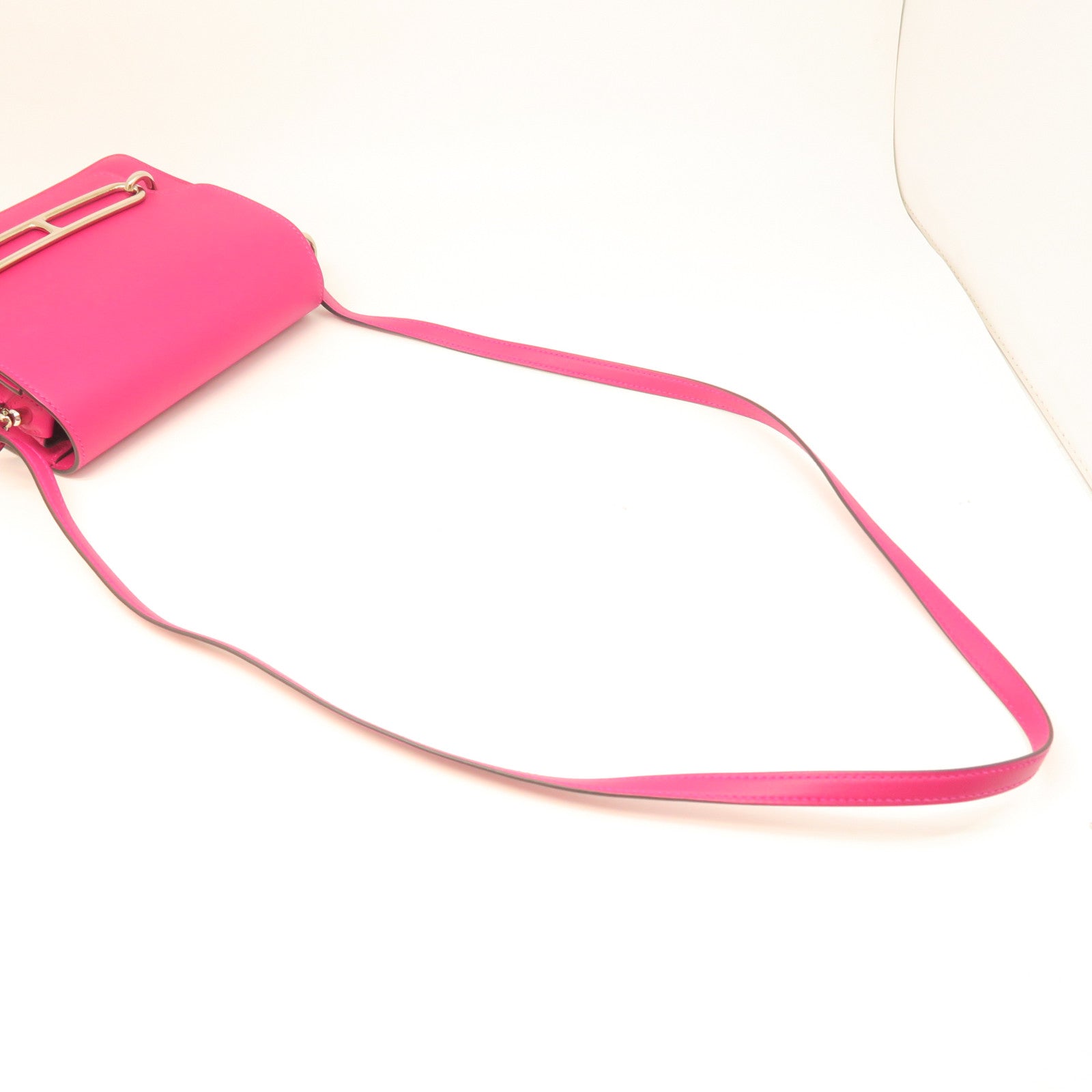 HERMES Evercolor Leather Mini Roulis Gold Buckle Shoulder Bag Pink