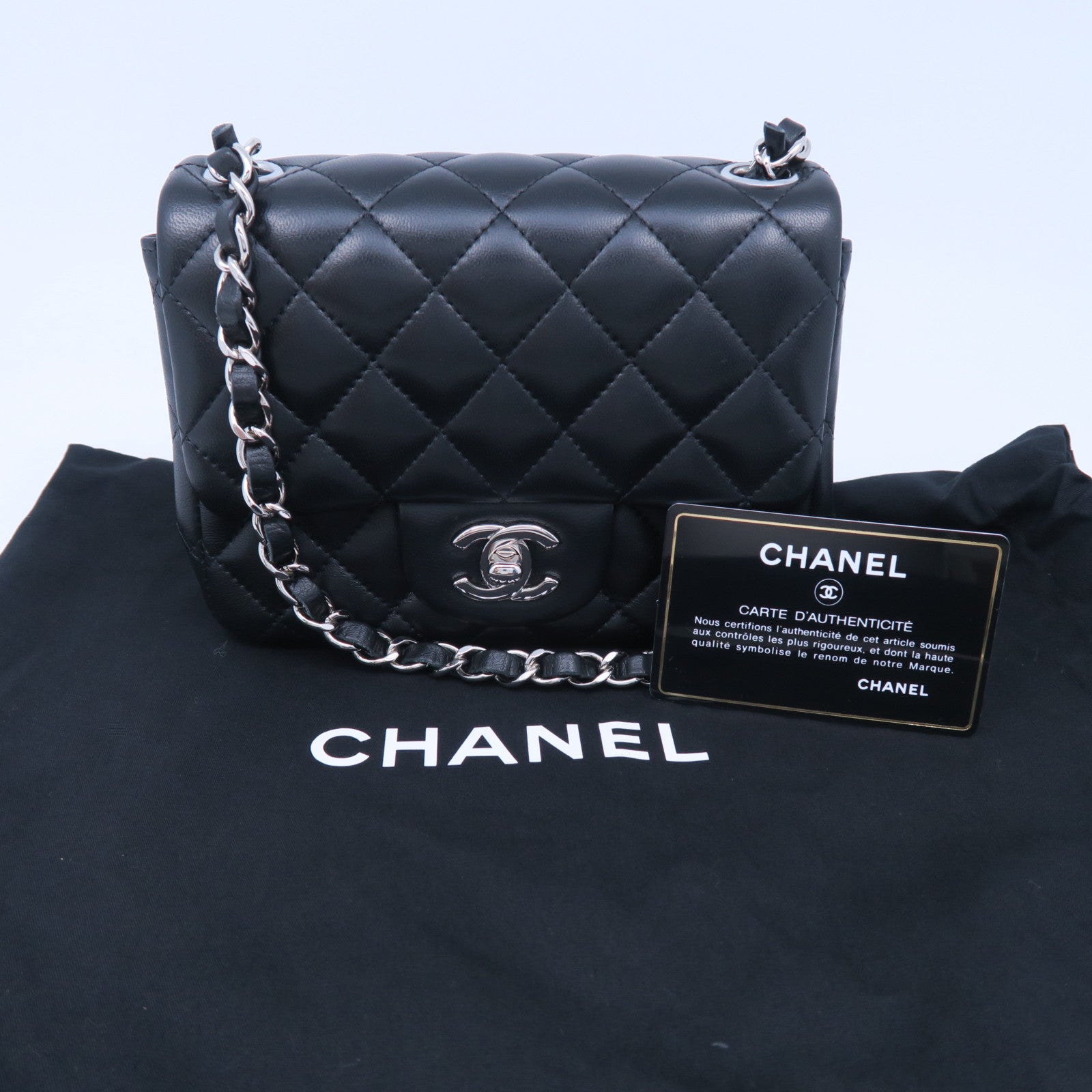 CHANEL 菱格羊皮皮革Mini Square銀扣鏈帶肩背袋黑色