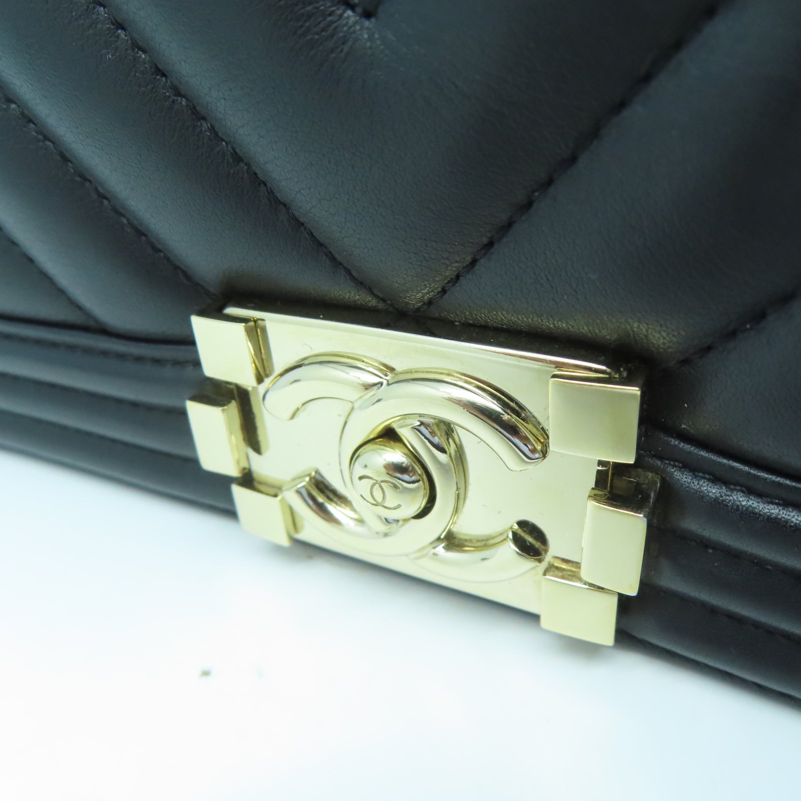 CHANEL 【激減優惠】斜紋羊皮皮革Chanel Boy 25金扣鏈帶肩背袋黑色