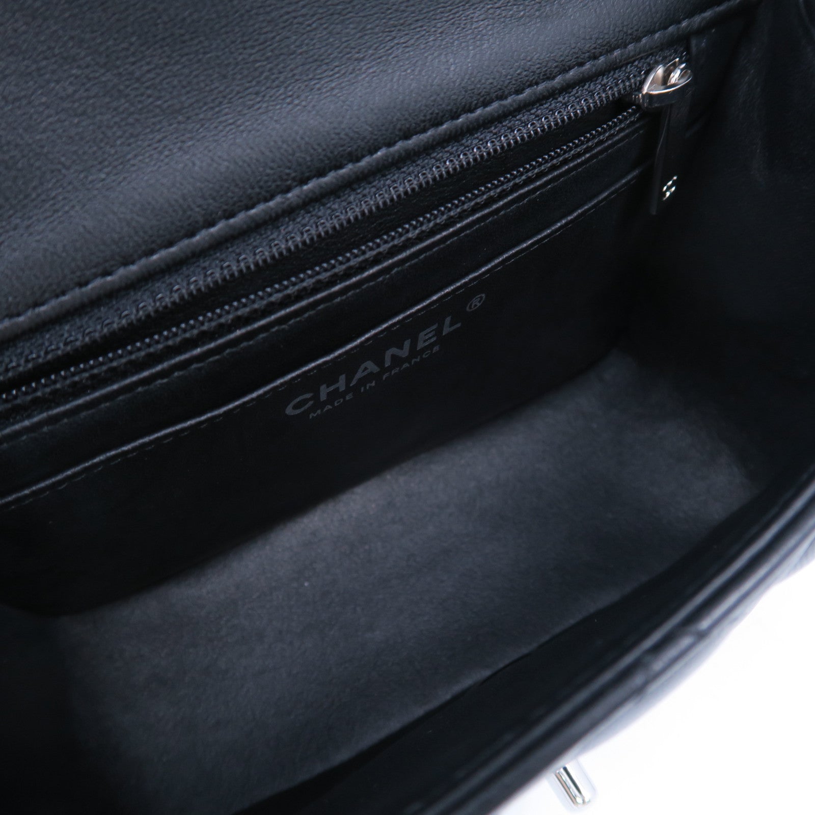 CHANEL 菱格羊皮皮革Mini Square銀扣鏈帶肩背袋黑色