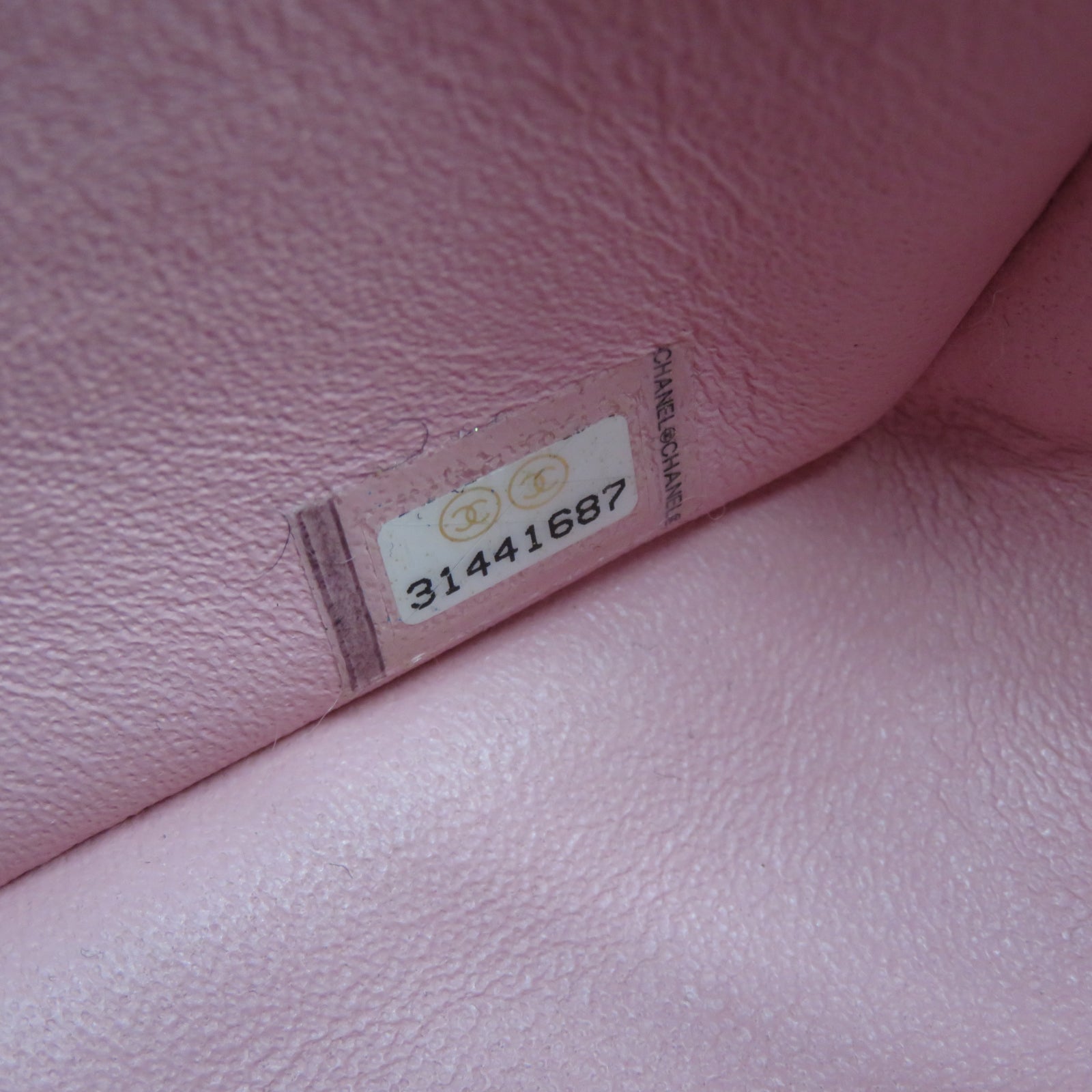 CHANEL 菱格羊皮皮革Classic 20cm金扣鏈帶肩背袋粉紅色
