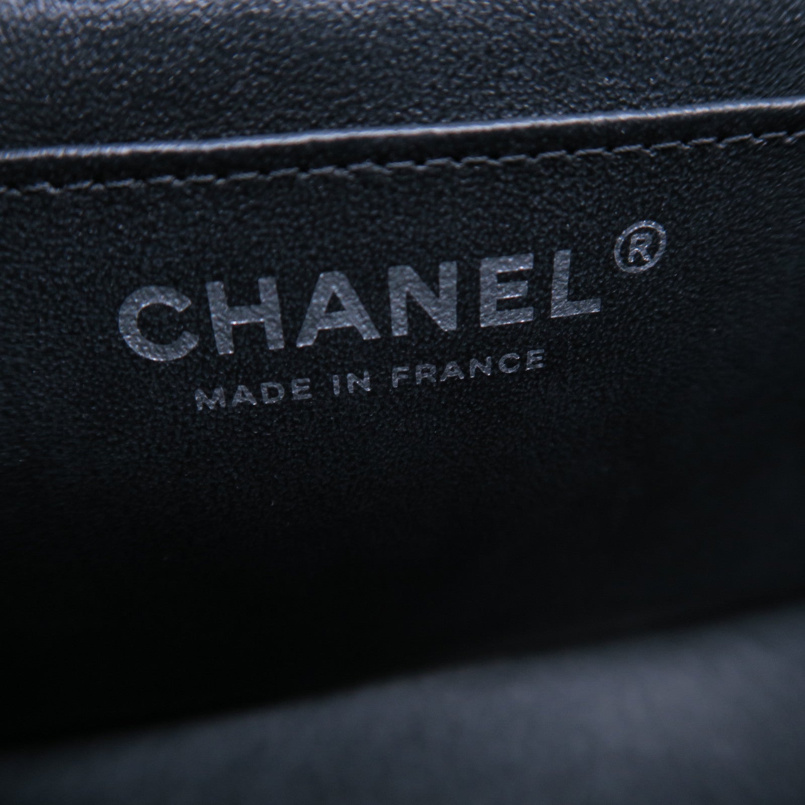 CHANEL 菱格羊皮皮革Mini Square銀扣鏈帶肩背袋黑色