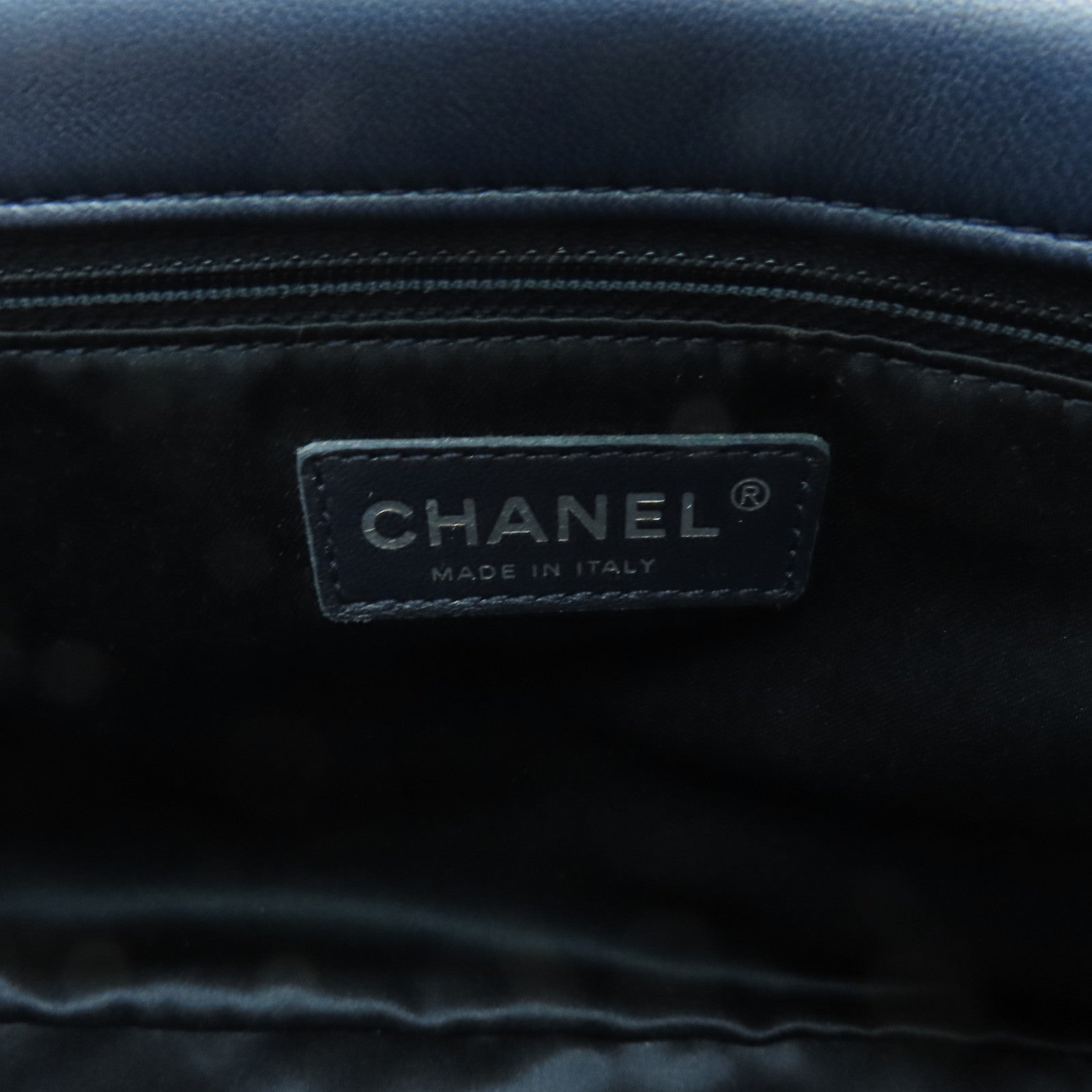 CHANEL 菱格牛皮皮革Chain Shoulder銀扣鏈帶肩背袋深藍色