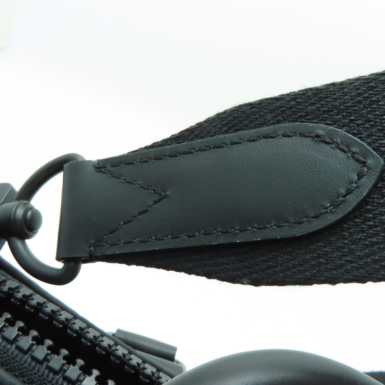 LOUIS VUITTON Taurillon Monogram Keepall Bandouliere 25手挽肩背兩用袋黑色