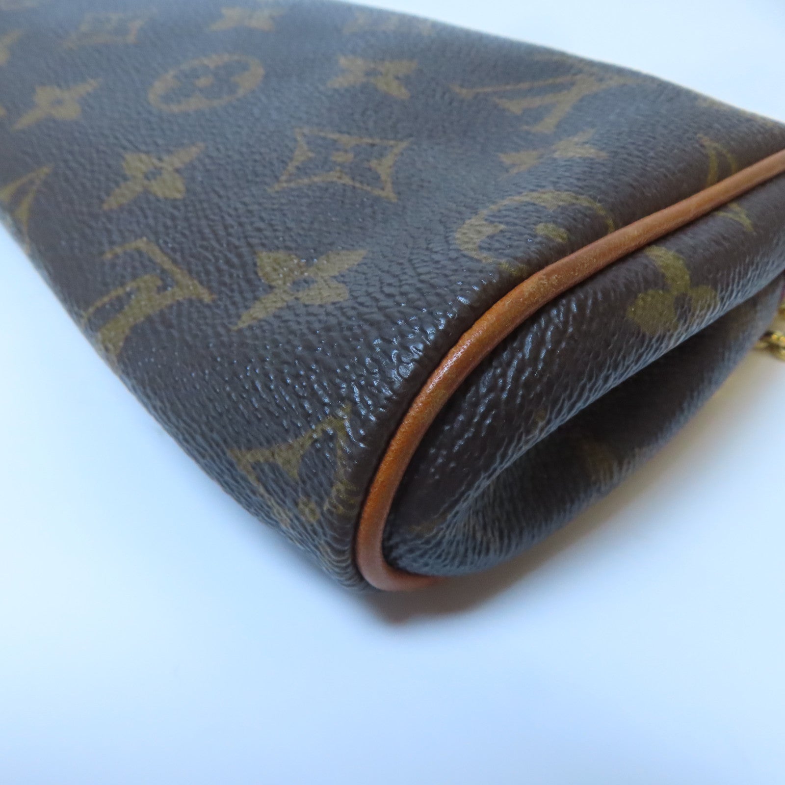 LOUIS VUITTON Monogram Eva金扣肩背袋啡色