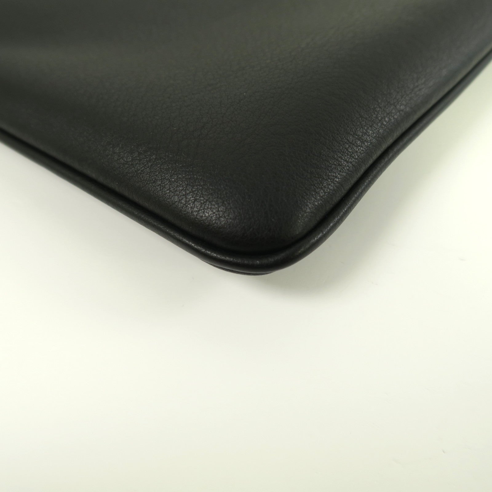 BALENCIAGA 牛皮皮革Clutch銀扣手拿包黑色